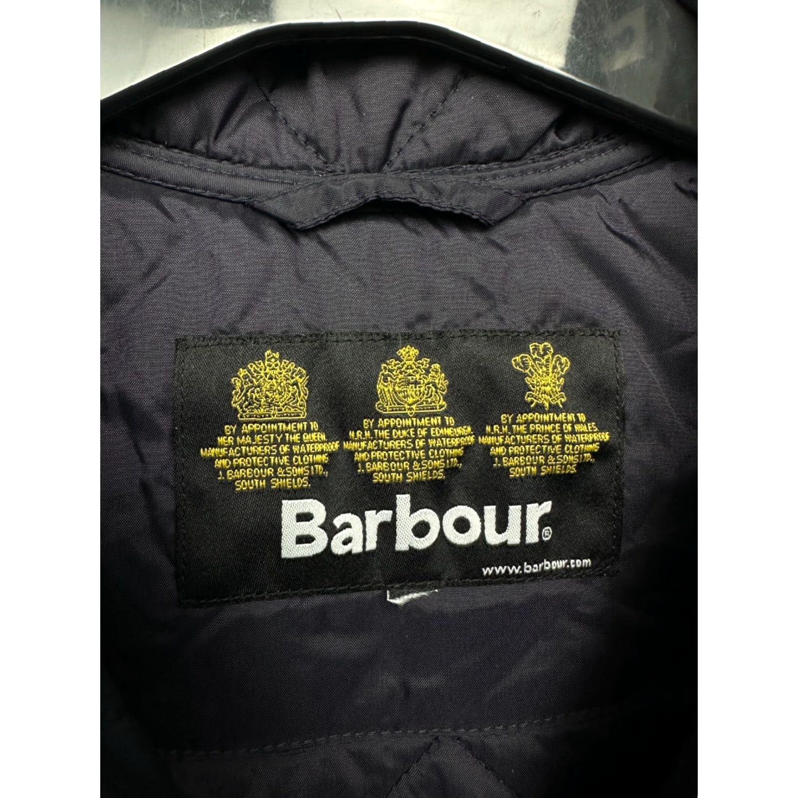 Barbour Barbour Crest Gilet Quilted Vest Barbour Crest Gilet Quilted Vest Navy Blue Barbour Vintage Mens(Junior) Crest Gilet Quilted Vest Size S Size US S / EU 44-46 / 1 - 4 Thumbnail