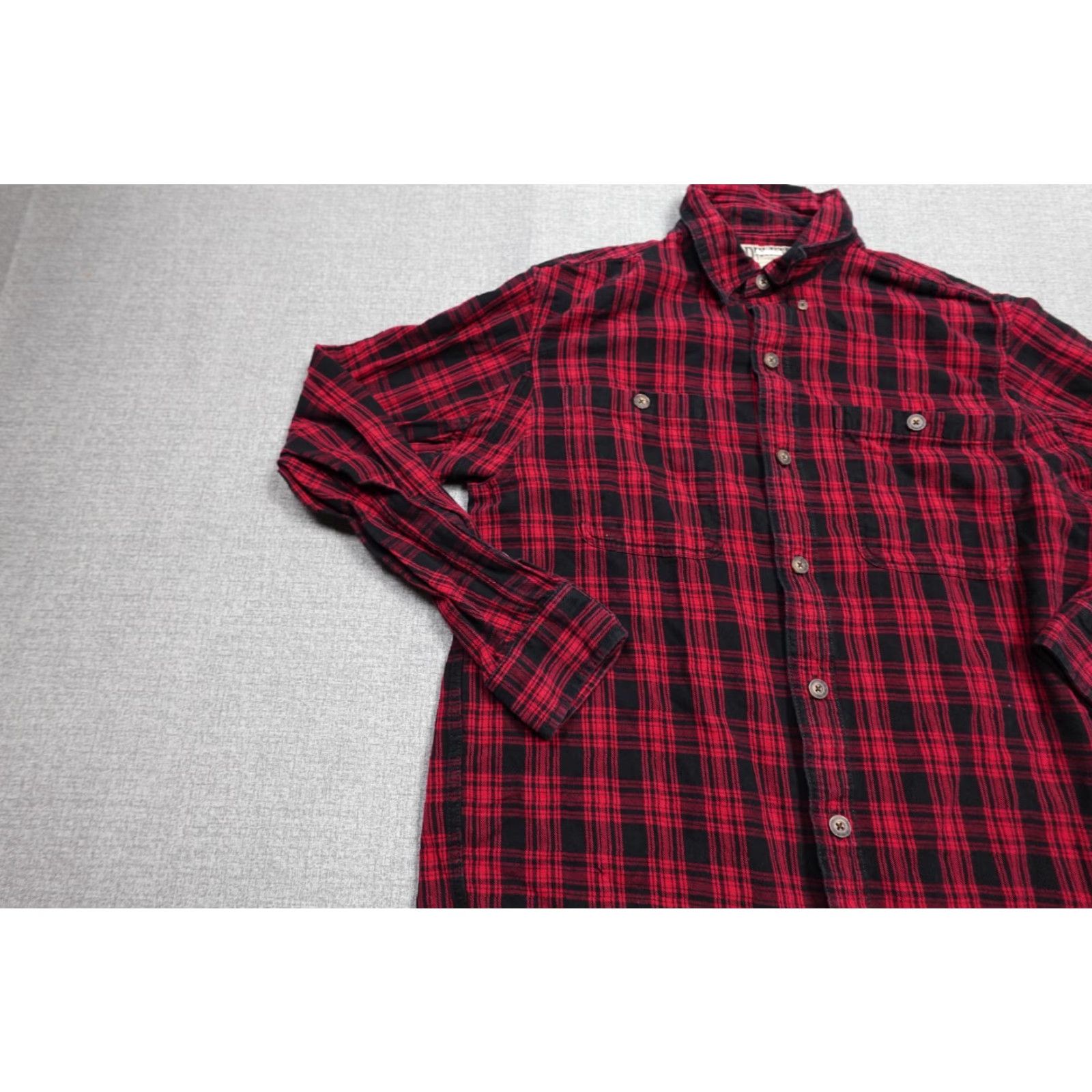 Lumberjack Duluth Free Swingin Flannel Mens Large Red Plaid Heavyweight Lumberjack Button-Up Shirt Size US L / EU 52-54 / 3 - 3 Thumbnail