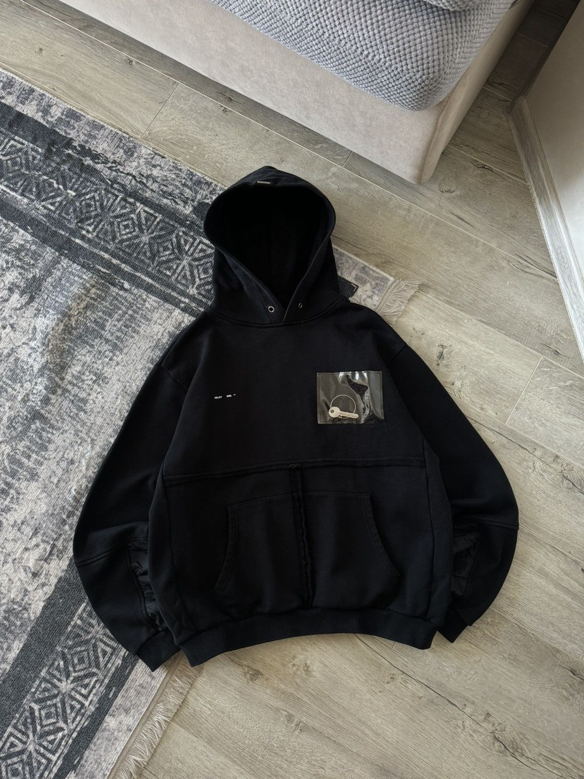 Heliot Emil Heliot Emil Key Patch Avantgarde Black Hoodie Size US L / EU 52-54 / 3 - 1 Thumbnail