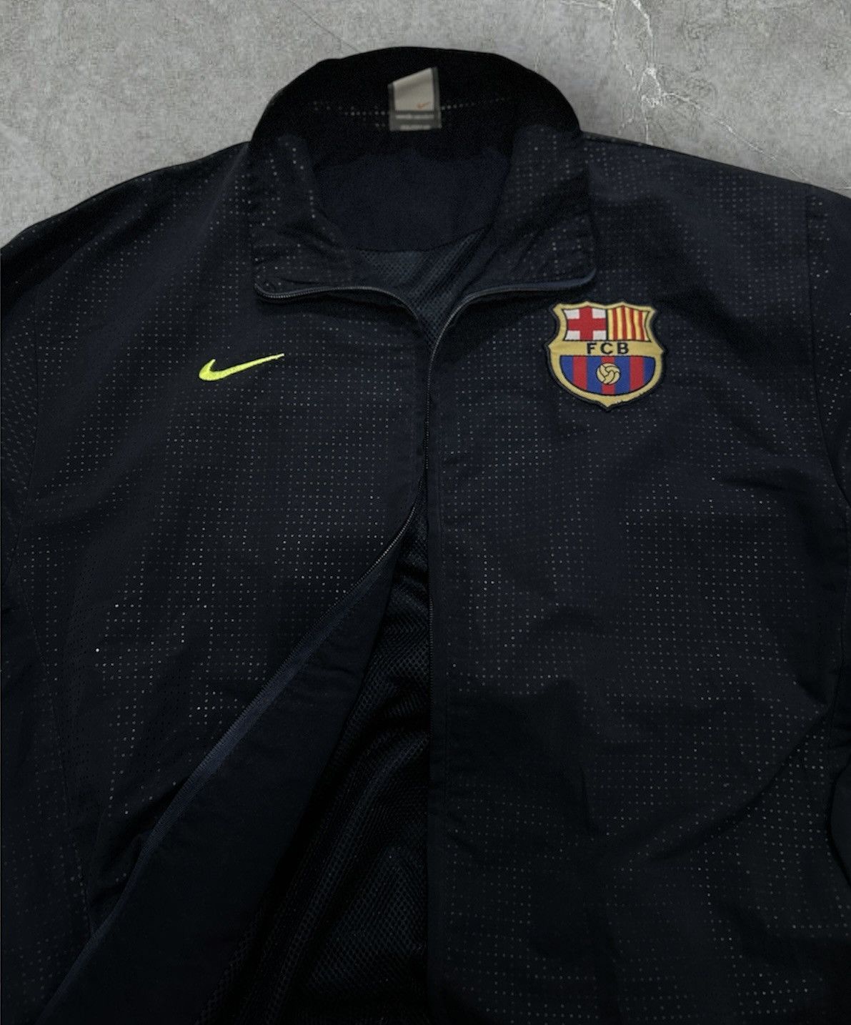 Nike Barcelona Vintage Jacke Size US L / EU 52-54 / 3 - 2 Thumbnail