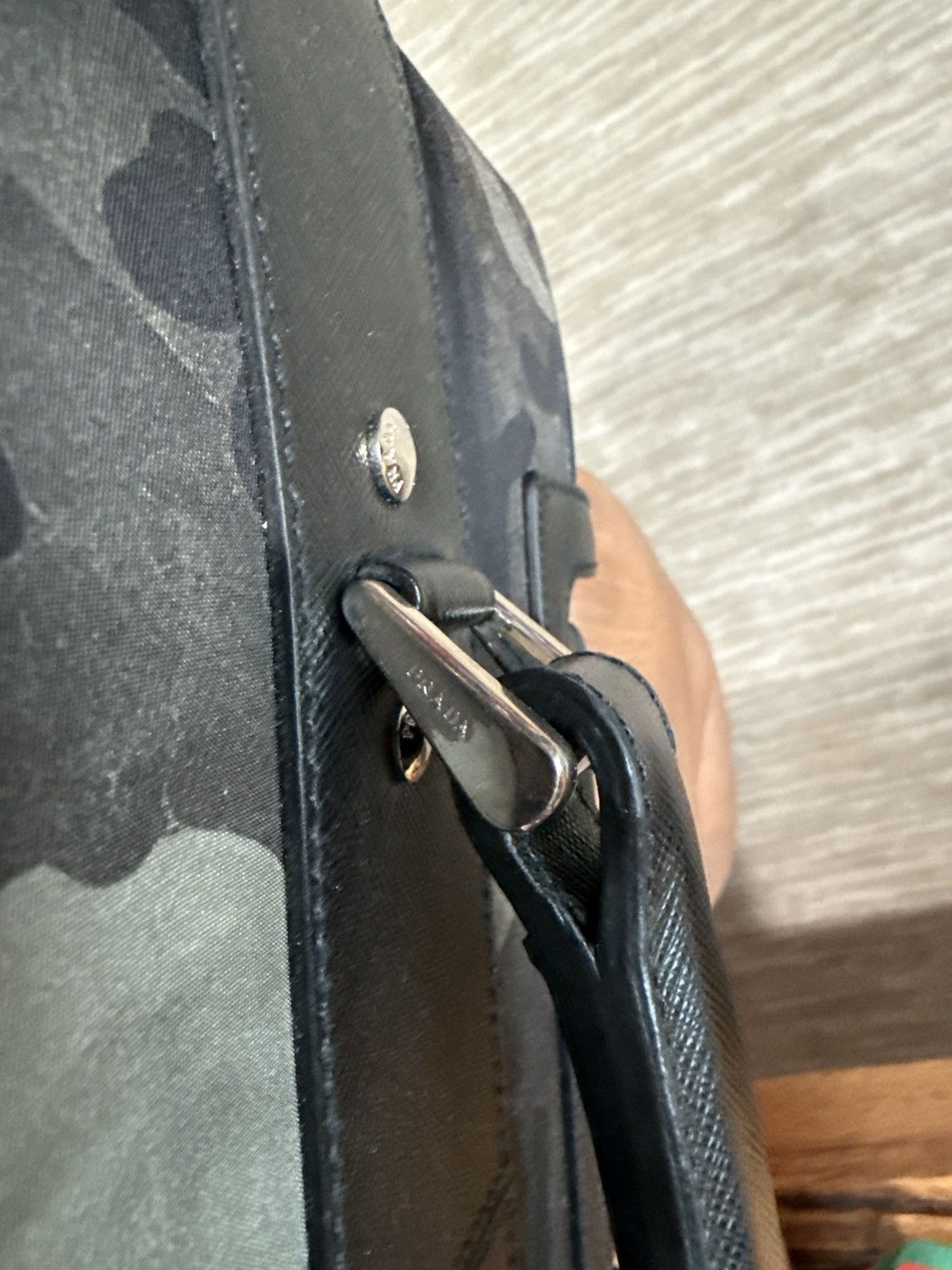 Prada Beautiful authentic travel luggage prada Size ONE SIZE - 12 Thumbnail