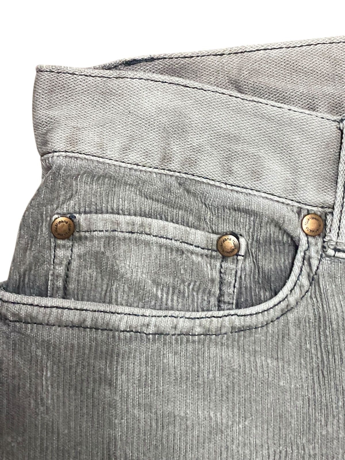 FCUK × French Connection Y2K Fuck Corduroy x Half Jeans Distressed Baggy Jeans Size US 32 / EU 48 - 9 Thumbnail