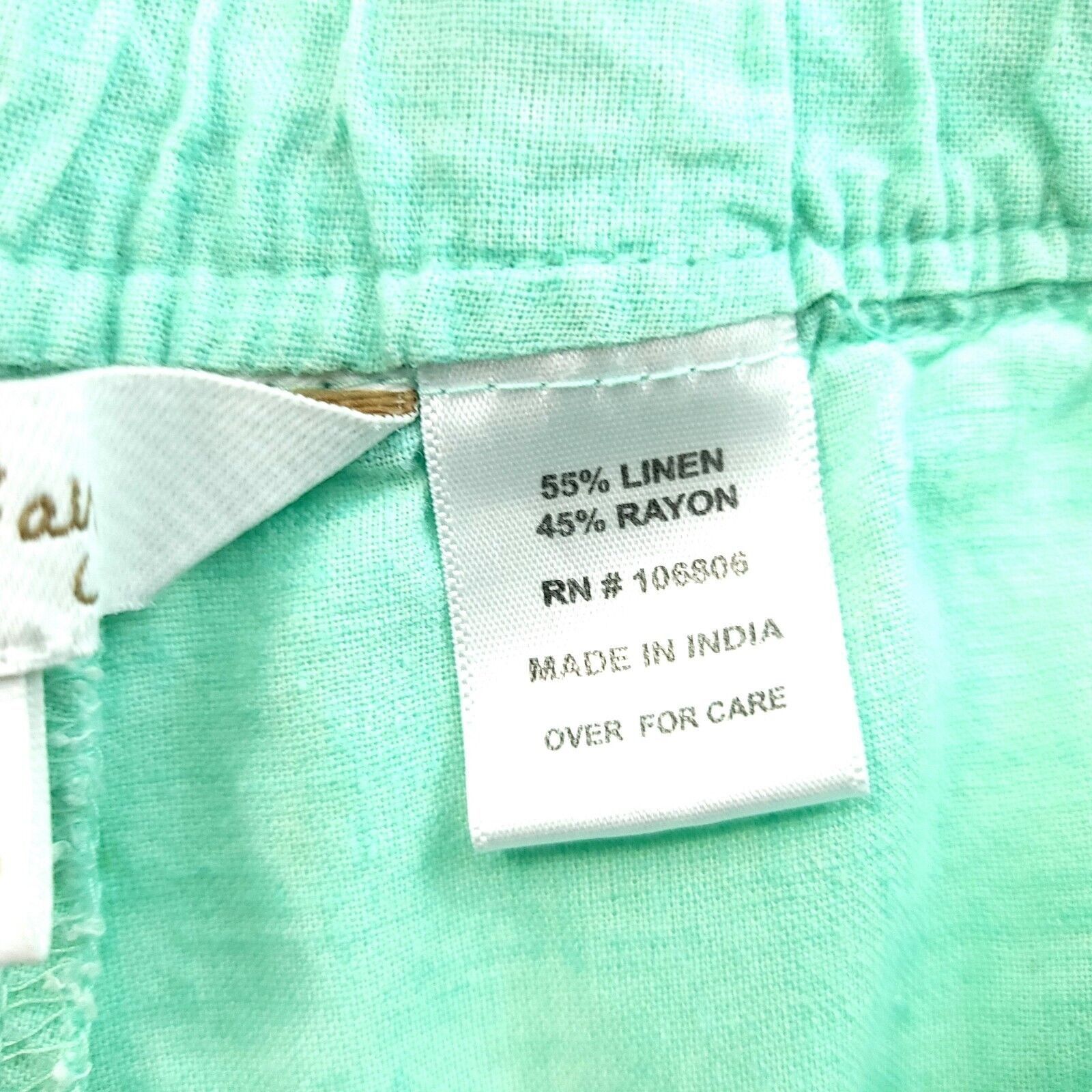 Designer Coral Bay Linen Rayon Green Medium Shorts High Rise 30/8 Size 30" / US 8 / IT 44 - 6 Thumbnail