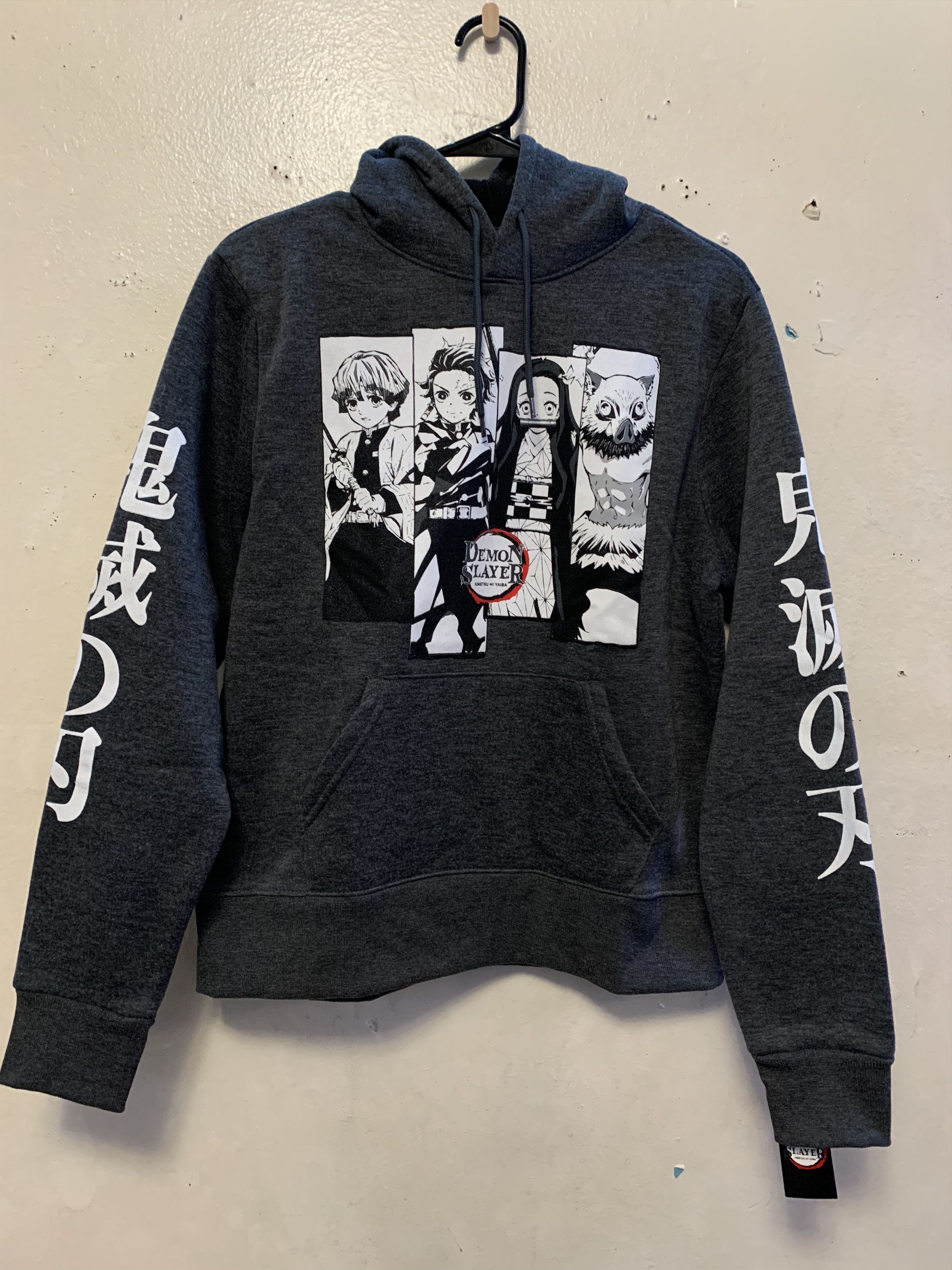 Anime DEMON SLAYER Hoodie ⊛ GRAY/WHITE ⊛ Brand New Size US M / EU 48-50 / 2 - 5 Thumbnail