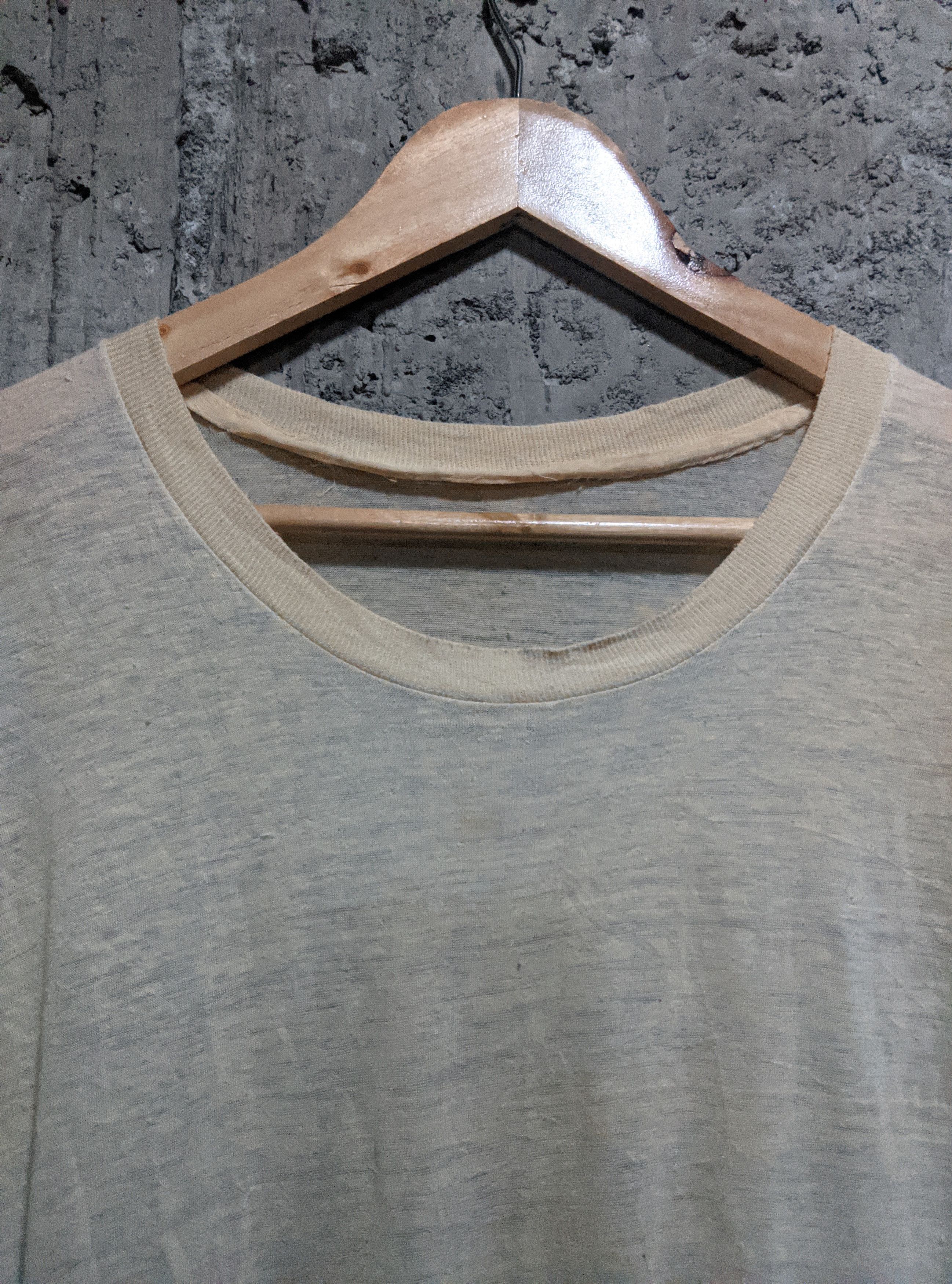 Vintage Vintage 60s 70s paper thin dirty thrashed blank erd distred Size US L / EU 52-54 / 3 - 4 Thumbnail