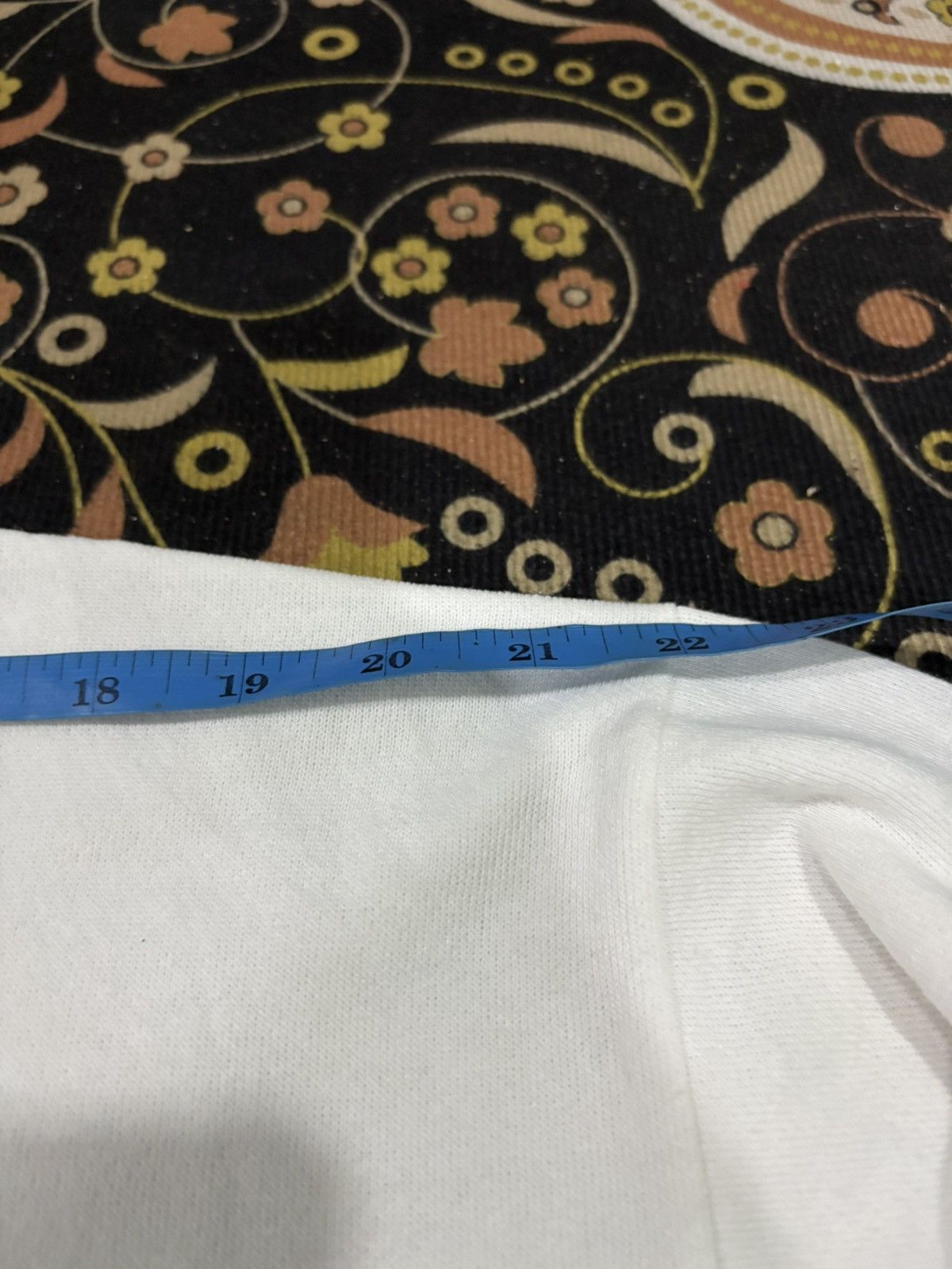 Guess !! Rare !! Vintage GUESSE 90s Size US S / EU 44-46 / 1 - 10 Thumbnail