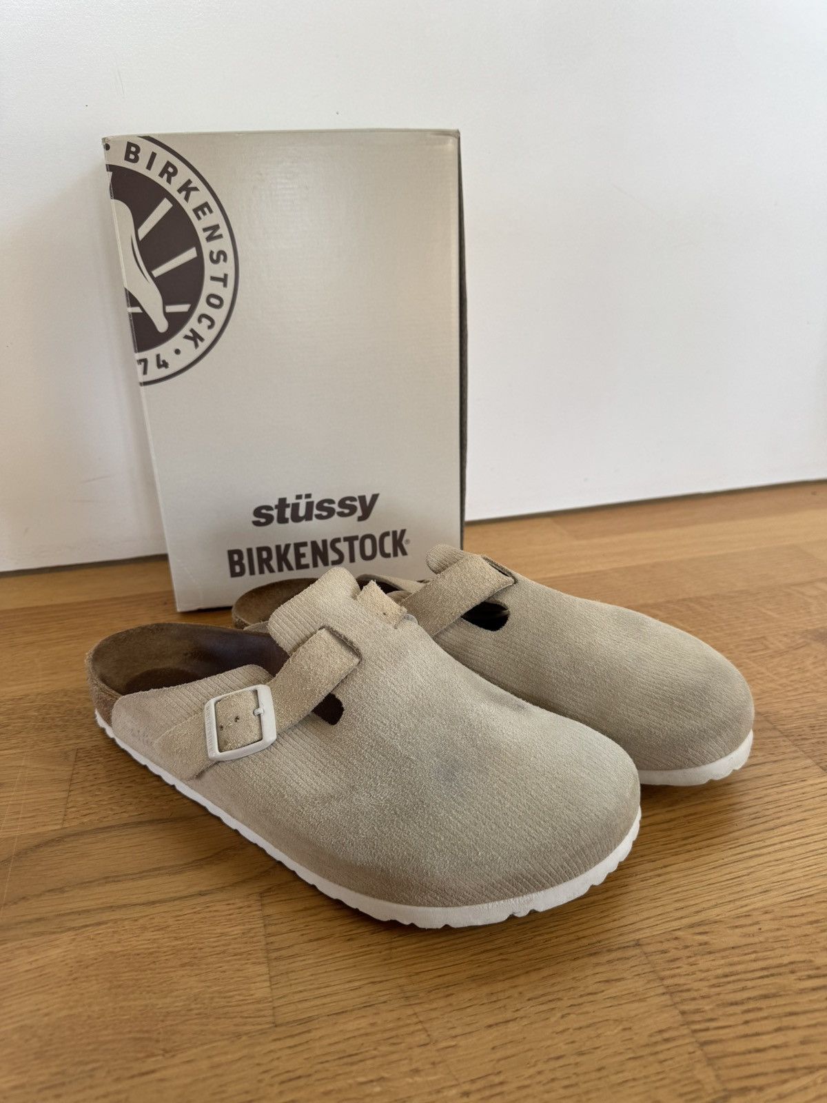 Rare Mint Boston Suede Sandels