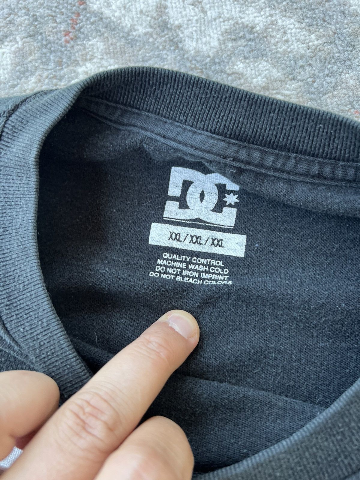 DC DC Shoes Yokohama Vintage Tee Size US XXL / EU 58 / 5 - 6 Thumbnail