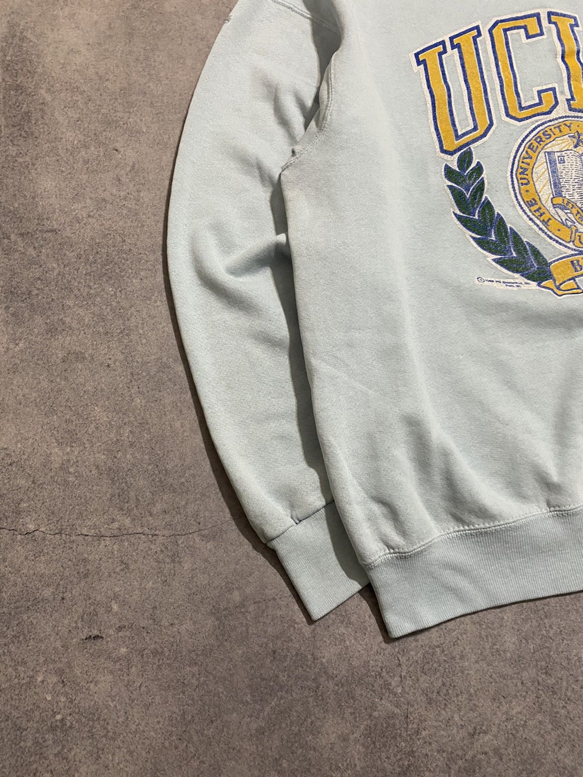 Vintage Vintage 80s UCLA Bruins Sweatshirt Size US XXL / EU 58 / 5 - 4 Thumbnail