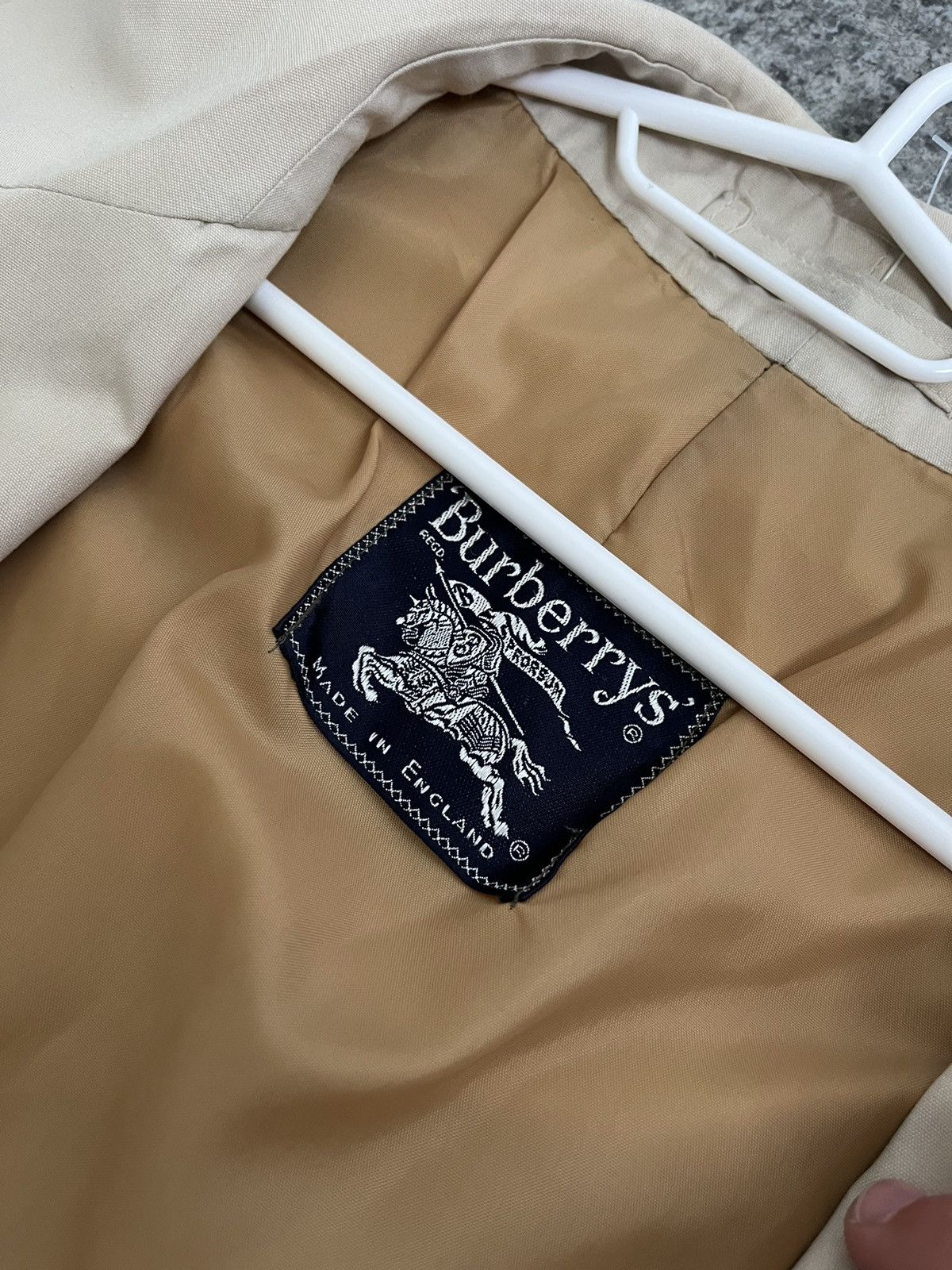 Burberry Vintage Burberry Rain Coat Reg 42 Size US L / EU 52-54 / 3 - 9 Thumbnail
