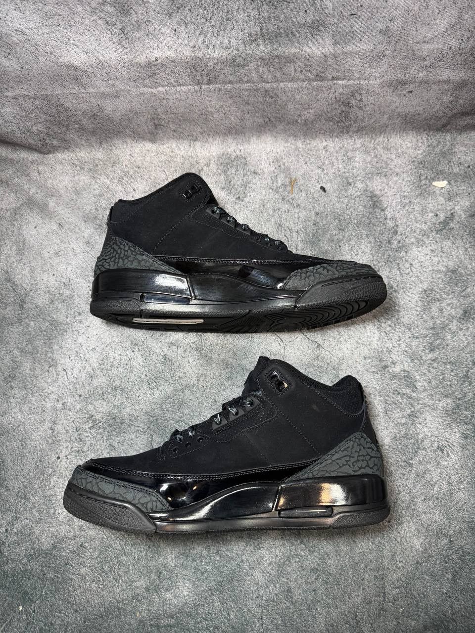 Jordan Brand Size 10 | Jordan 3 Black Cat No Box | Pre-Owned Size US 10 / EU 43 - 9 Thumbnail