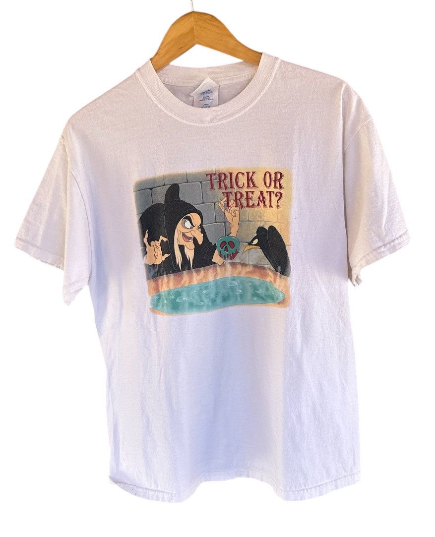 Disney × Vintage Vintage Disney Snow White Evil Witch Shirt Size L Size US L / EU 52-54 / 3 - 1 Thumbnail