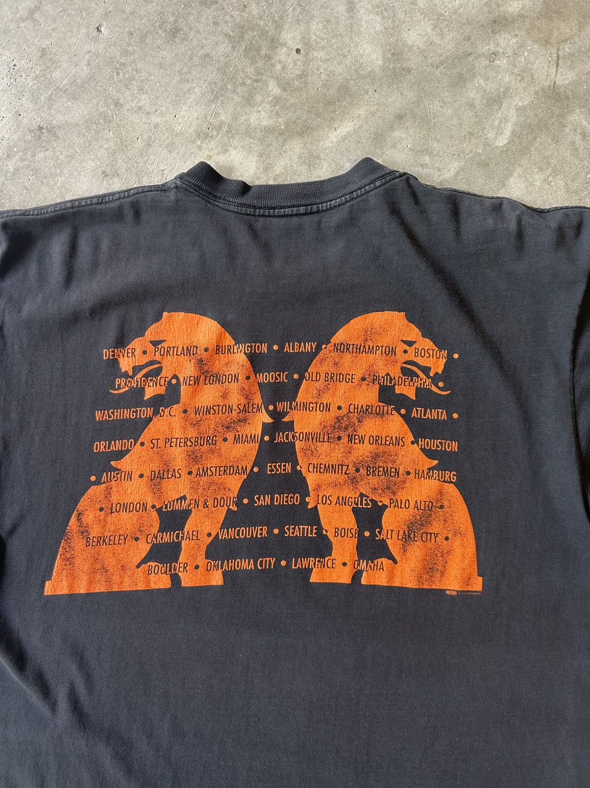 Band Tees Vintage "Bioharzard European Tour" 1996 Size US XL / EU 56 / 4 - 7 Thumbnail