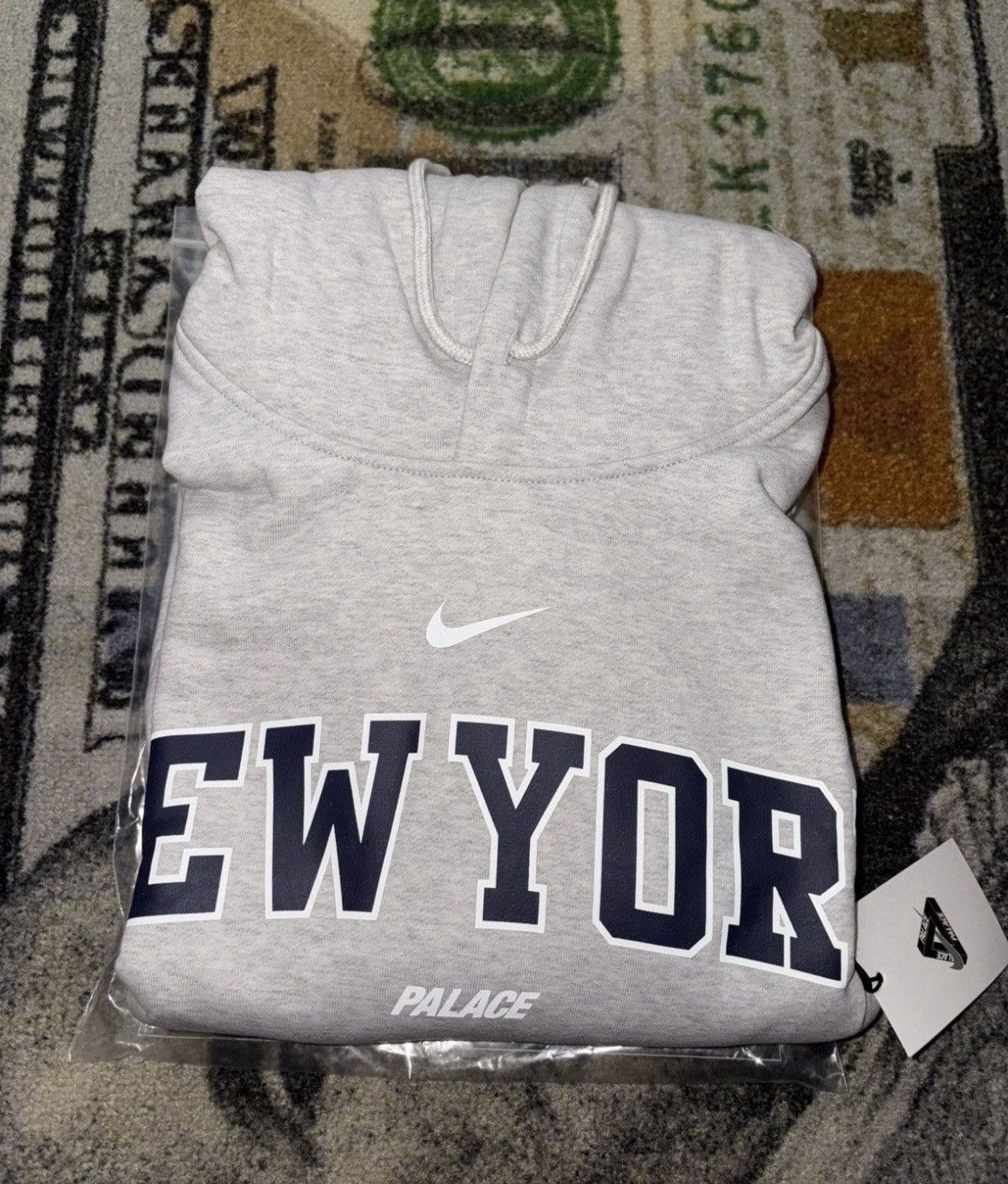 Palace Palace Nike New York Shop Hoodie (INSTORE EXCLUSIVE) Size US L / EU 52-54 / 3 - 4 Thumbnail