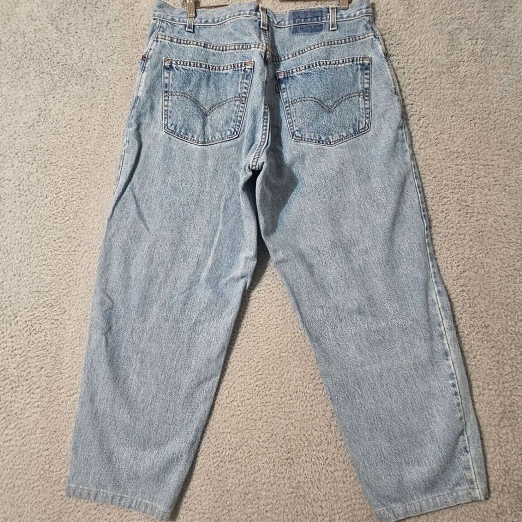 Levi's VINTAGE Levi's 560 Jeans Mens 38x27.5 Straight Blue Denim Light Wash Cotton Size US 38 / EU 54 - 2 Thumbnail