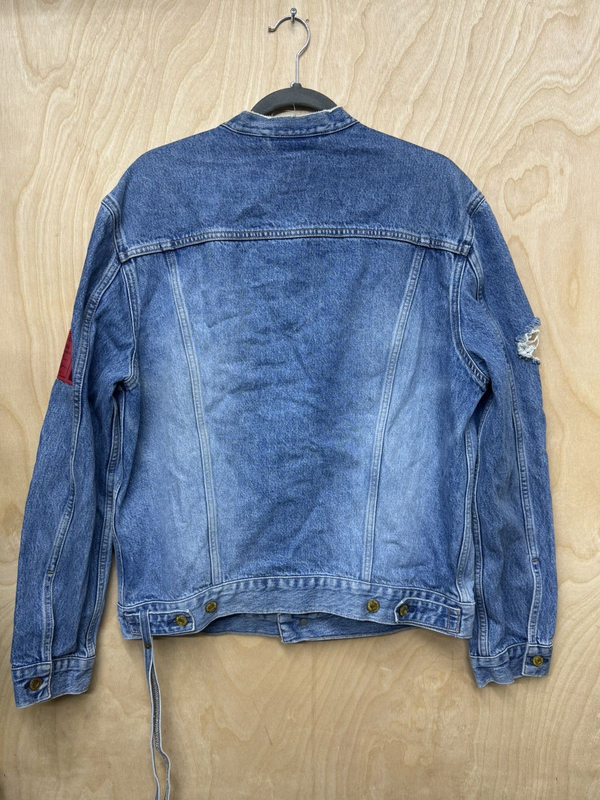 Kith × Levi's Kith x Levis Strawberry Fields Trucker Jacket Washed Blue Size US M / EU 48-50 / 2 - 2 Thumbnail
