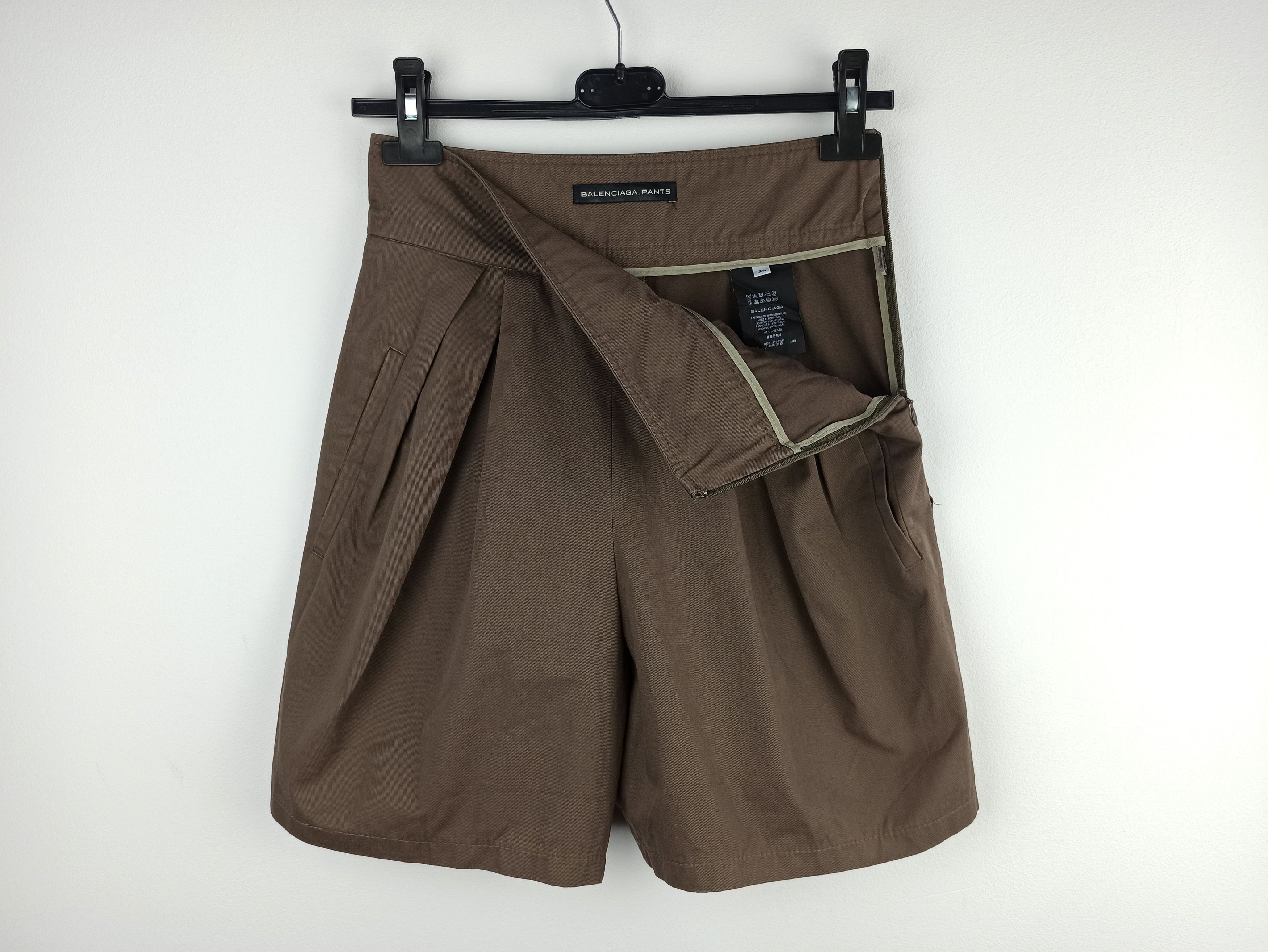 Balenciaga Balenciaga Shorts Size 26" / US 2 / IT 38 - 2 Thumbnail