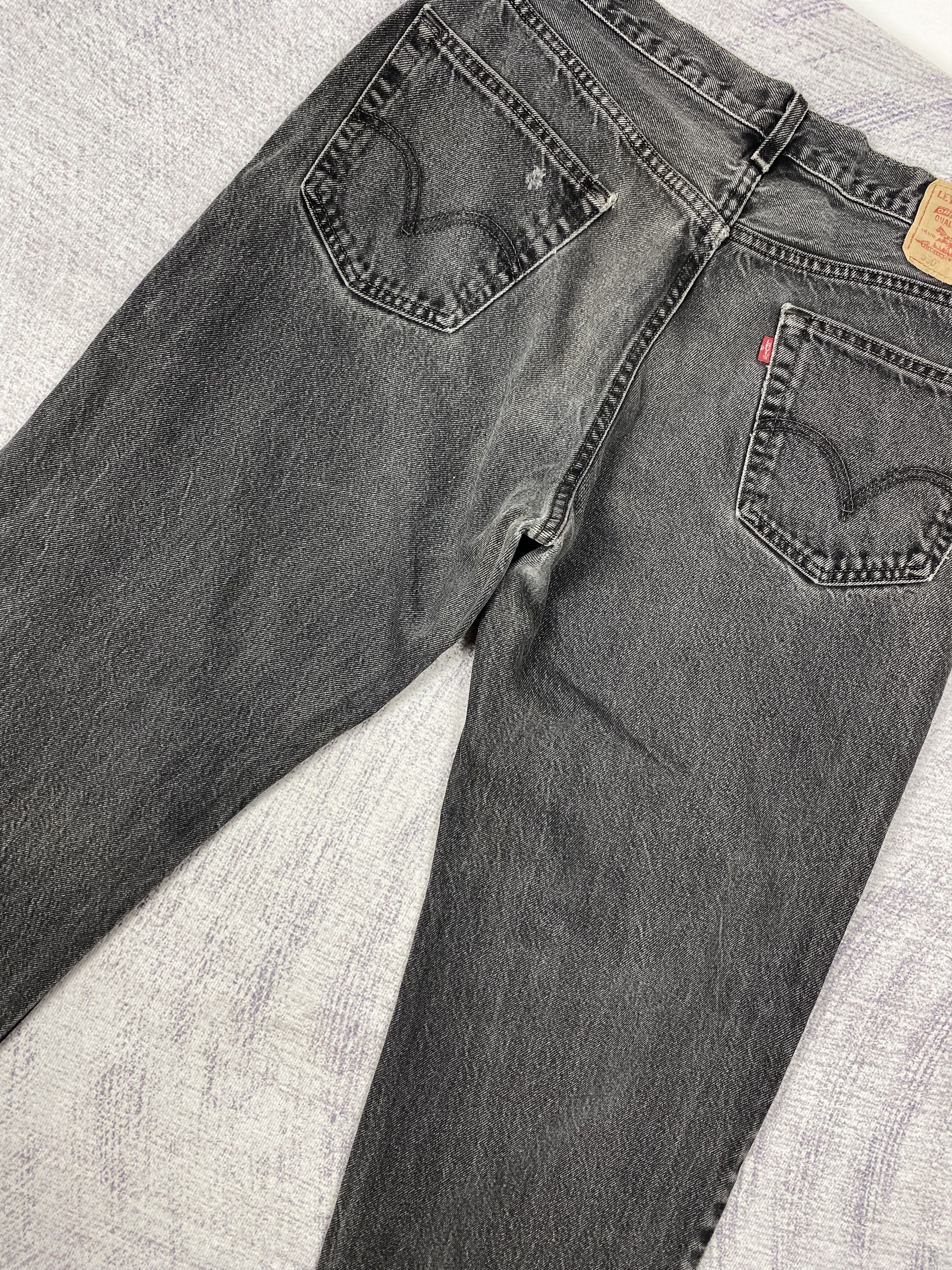 Levi's Vintage Levi's 550 Relaxed Fit Black Denim Jeans PT0482 Size US 36 / EU 52 - 9 Thumbnail