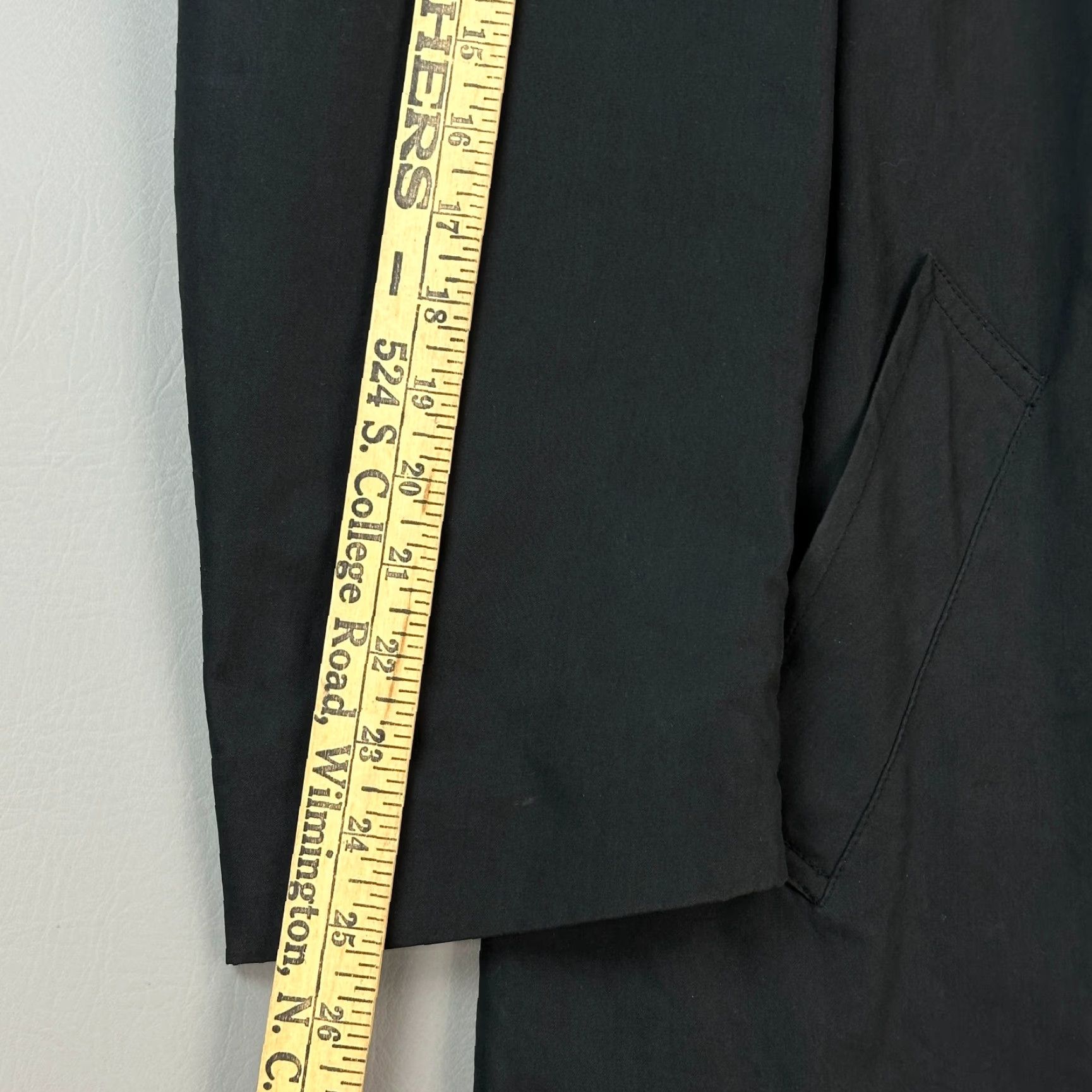 Jos. A. Bank Jos A Bank Jacket Mens 40R Black Wool Lined Trench Coat Removable Liner Casual Wool Lined Coat Black 40R Mens Trench Coat Winter Casual Jacket Size US XXS / EU 40 - 3 Thumbnail