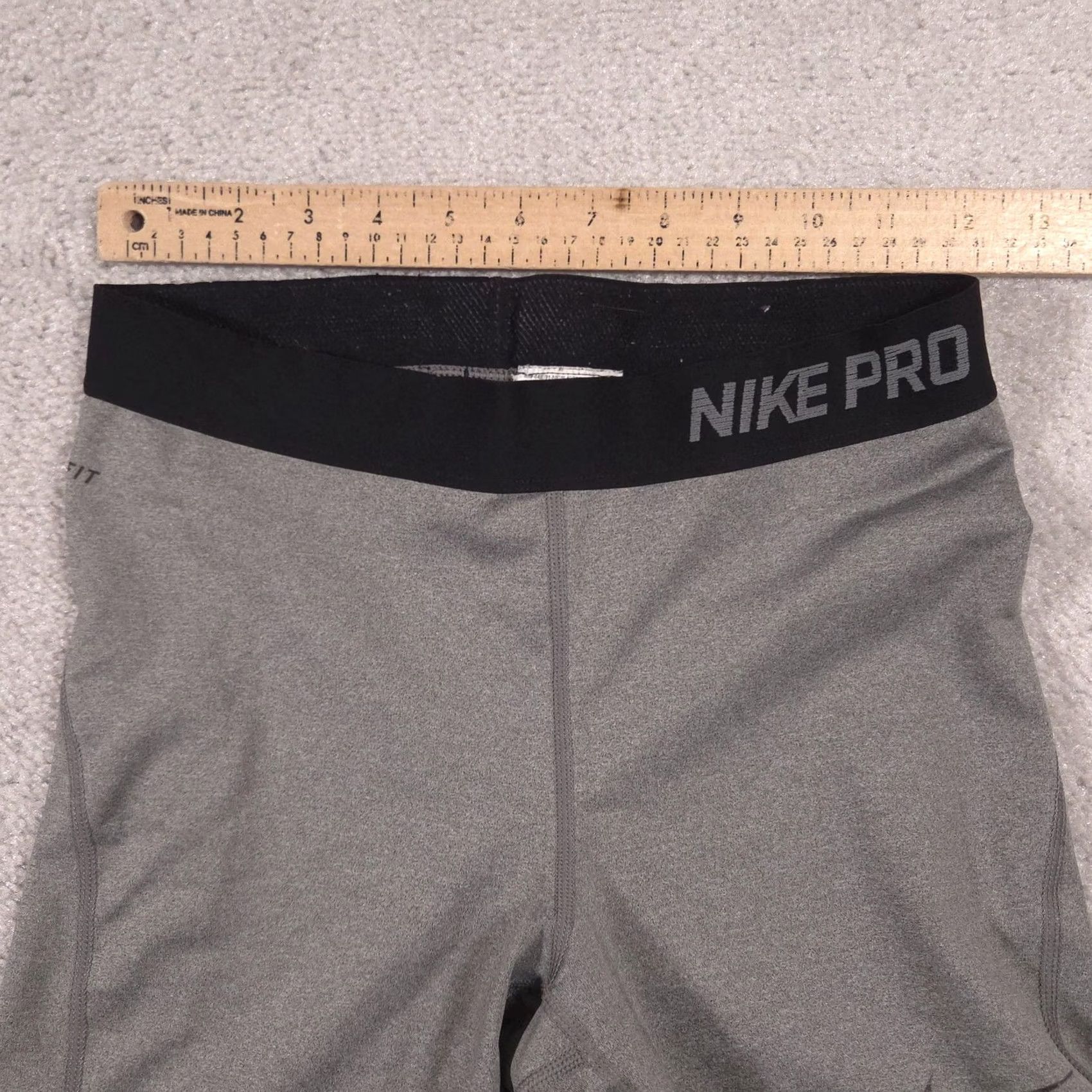 Nike Nike Pro Compression Shorts Womens Medium Gray Dri-FIT Training Running Size 32" / US 10 / IT 46 - 5 Thumbnail