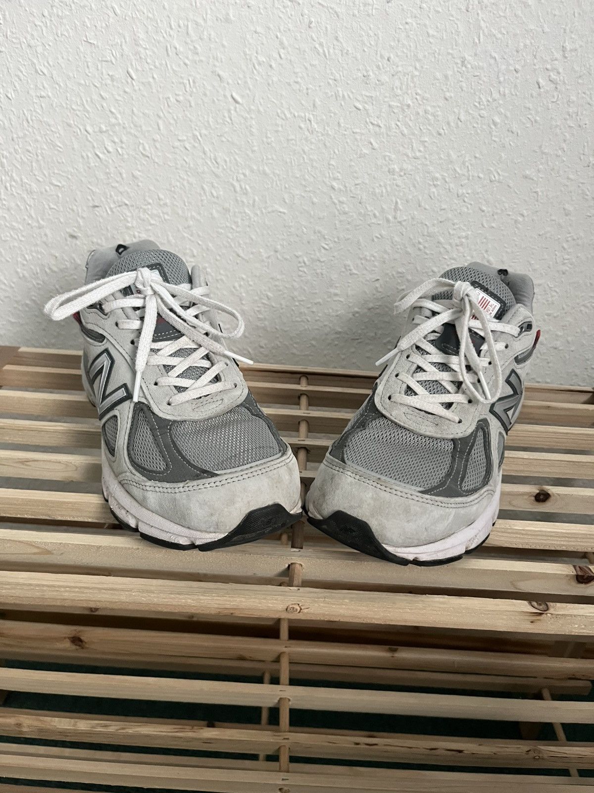 New Balance New Balance 990v4 Size US 7.5 / EU 40-41 - 1 Thumbnail
