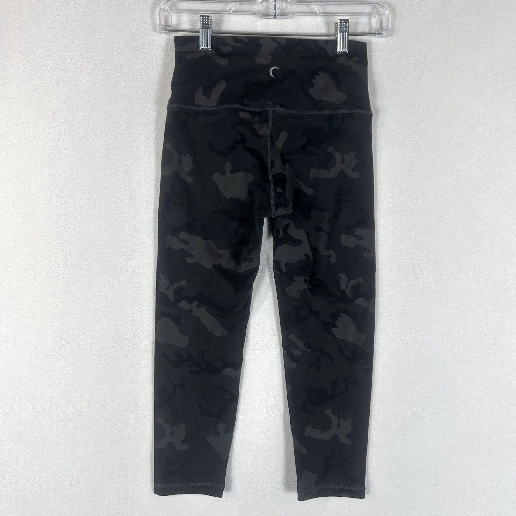 Vintage Zyia Active Capri Leggings Womens 2 Gray Camo Stretch Athletic Gym Run Yoga Leggings Size 26" / US 2 / IT 38 - 4 Thumbnail