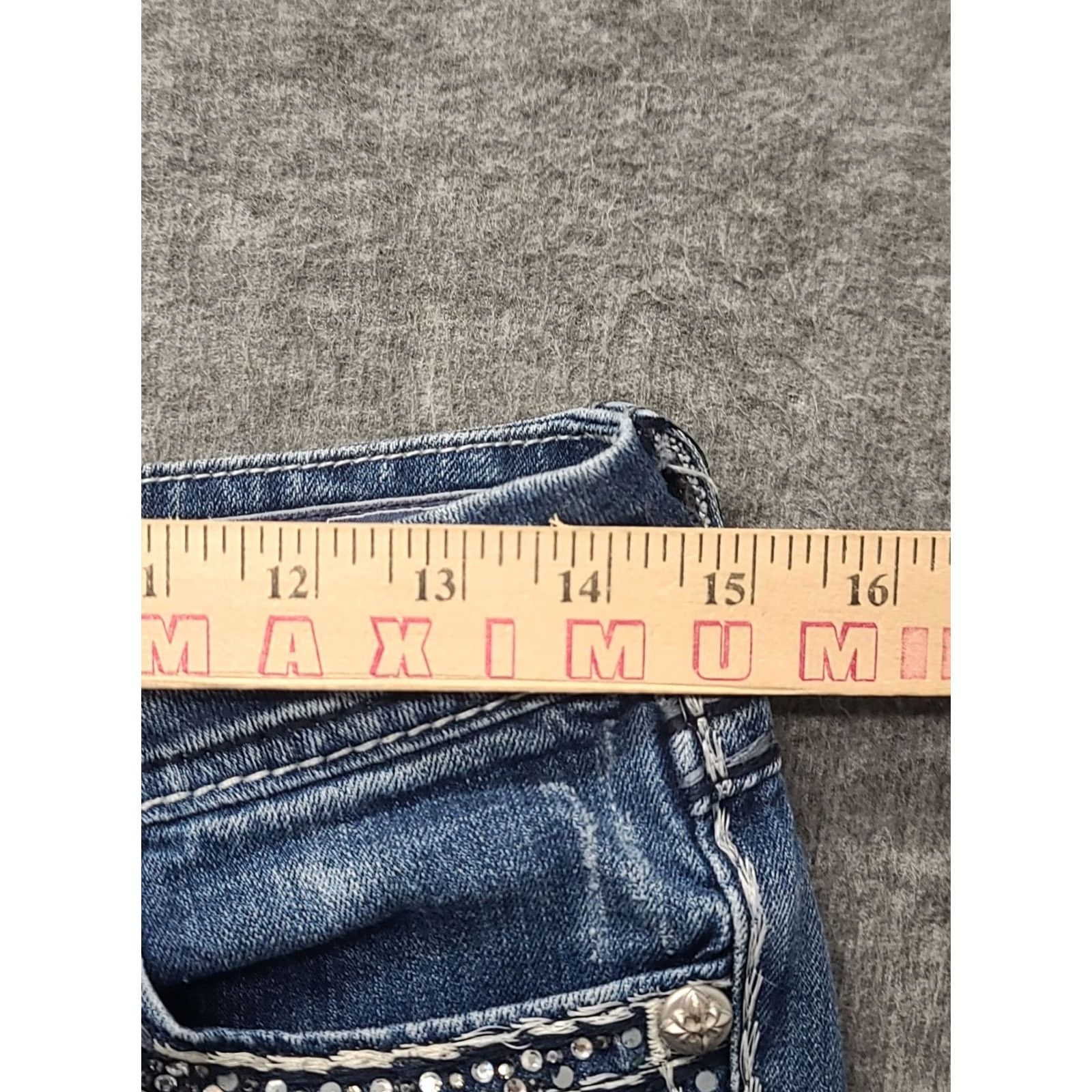 Miss Me Miss Me Jeans 28x28 Jeans Regular 28 Blue Embroidered Rhinestone Embellished Mid Rise Bootcut Denim Womens - 5-Pocket Style Western 28in Inseam XS? Size 28" / US 6 / IT 42 - 4 Thumbnail