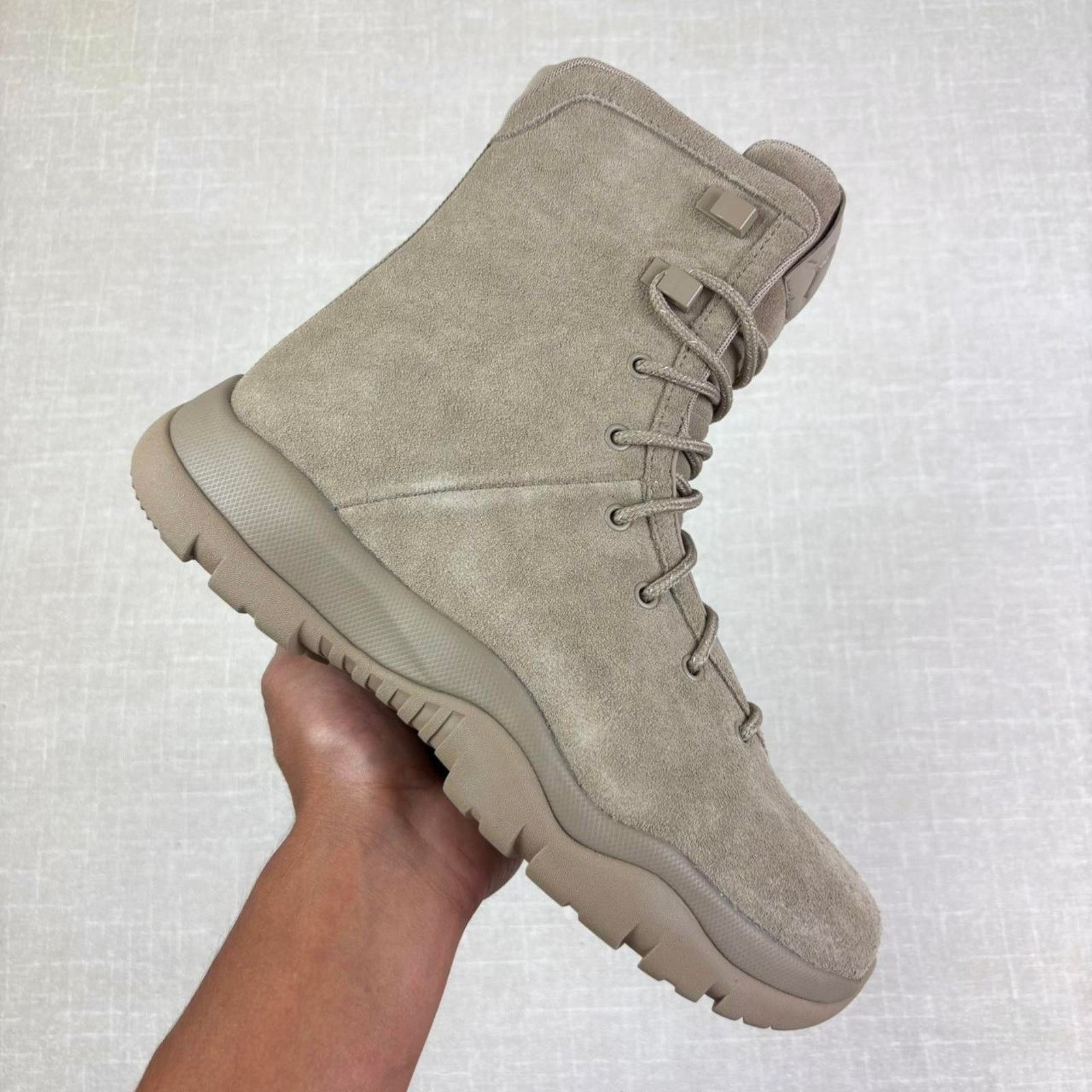 Jordan Brand 🥾 2016 Jordan Future Boot EP “Khaki” 8M Size US 8 / EU 41 - 1 Thumbnail