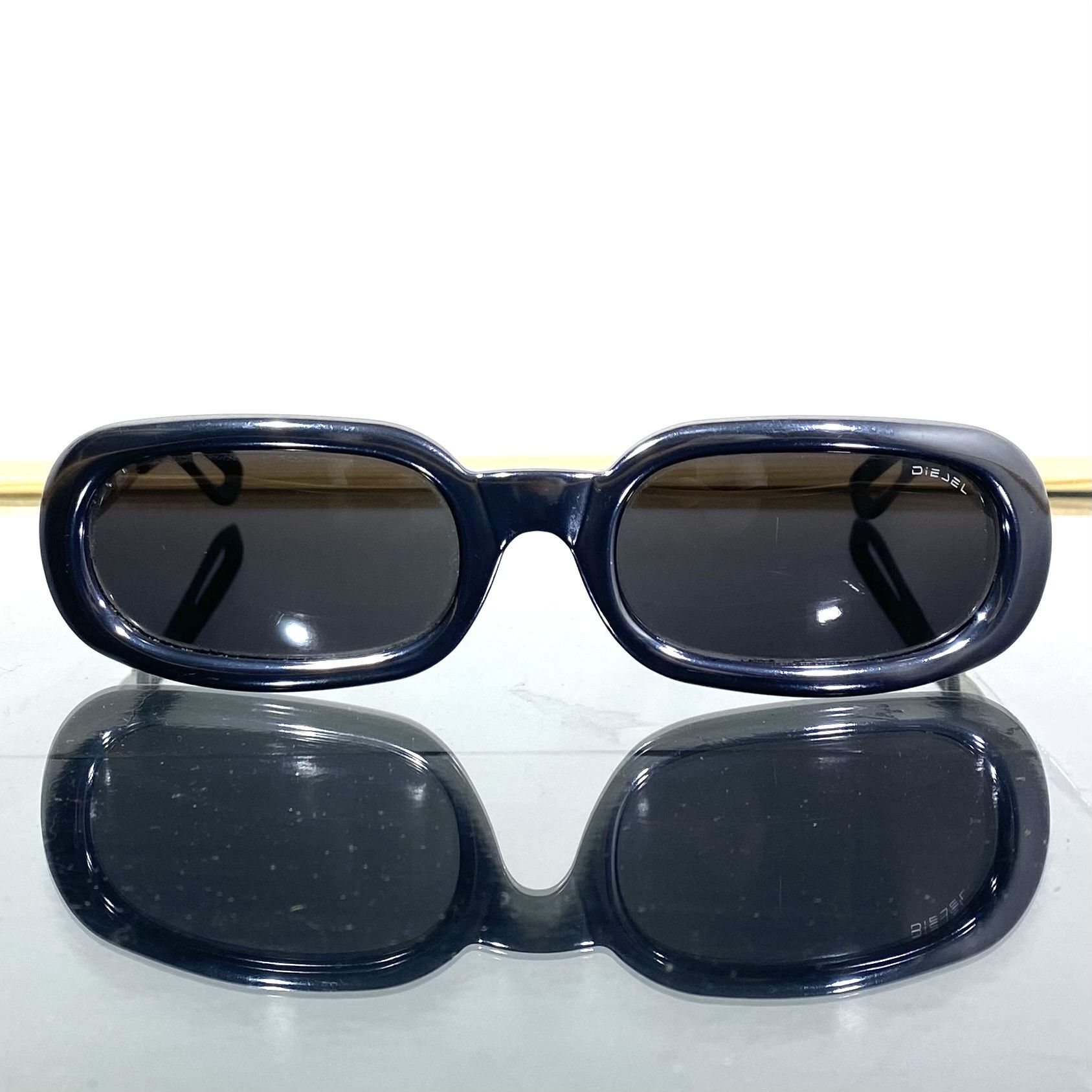 Diesel Lunettes De Soleil Striplight y2k Vintage 2000’s Diesel Size ONE SIZE - 1 Thumbnail
