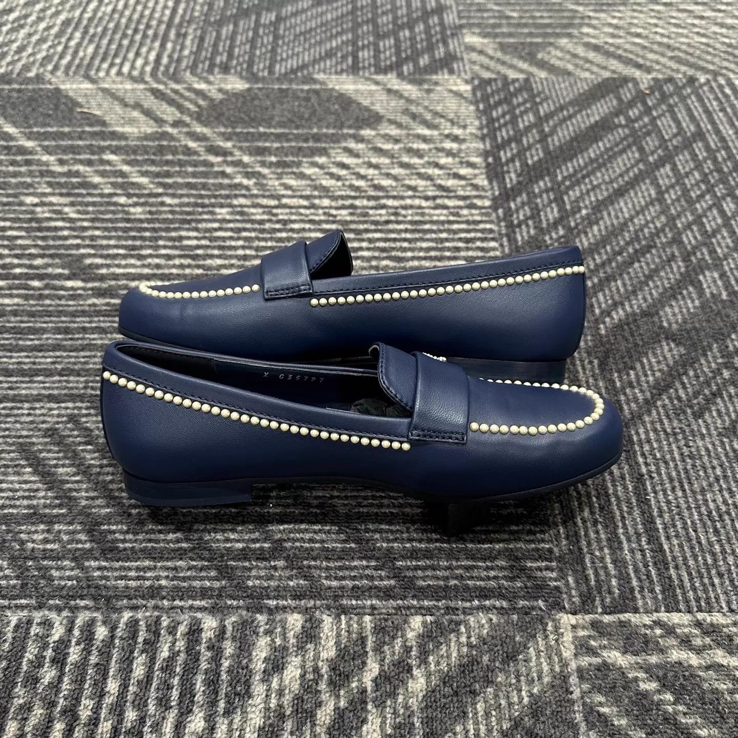 Chanel Chanel Pearl Loafers 37.5 99 New Size US 7 / IT 37 - 5 Thumbnail