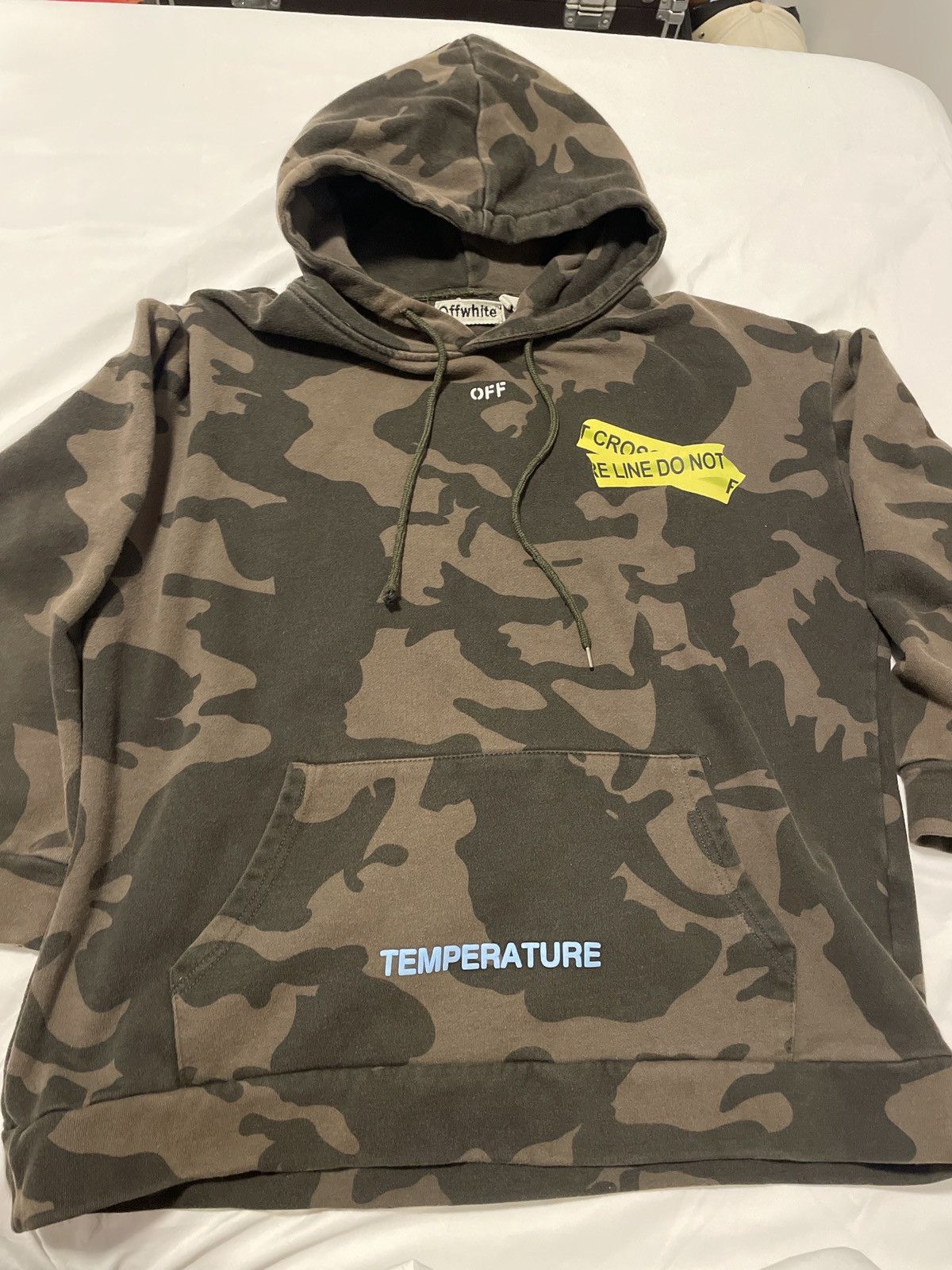 Off-White Off-White “firetape” camo hoodie Size US M / EU 48-50 / 2 - 1 Thumbnail