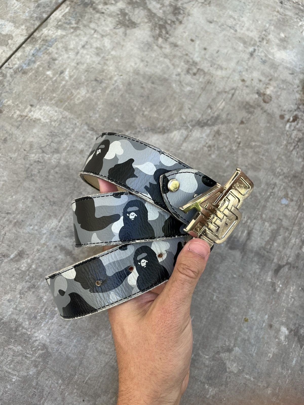 Bape Vintage Bape Camo Leather Belt W/ Bape Metal Buckle Size 30 - 3 Thumbnail