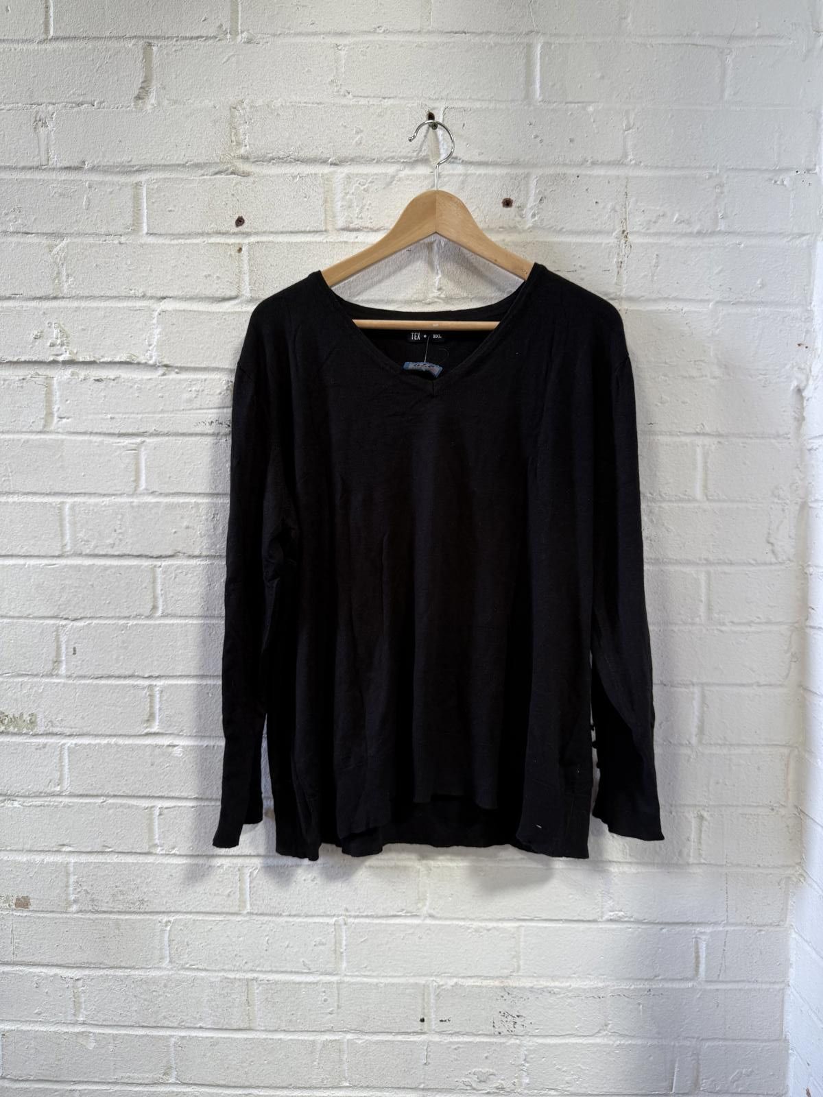 Heimat Textil Men's TEX Black V-Neck Sweater Size 3XL Size US XL / EU 56 / 4 - 1 Thumbnail