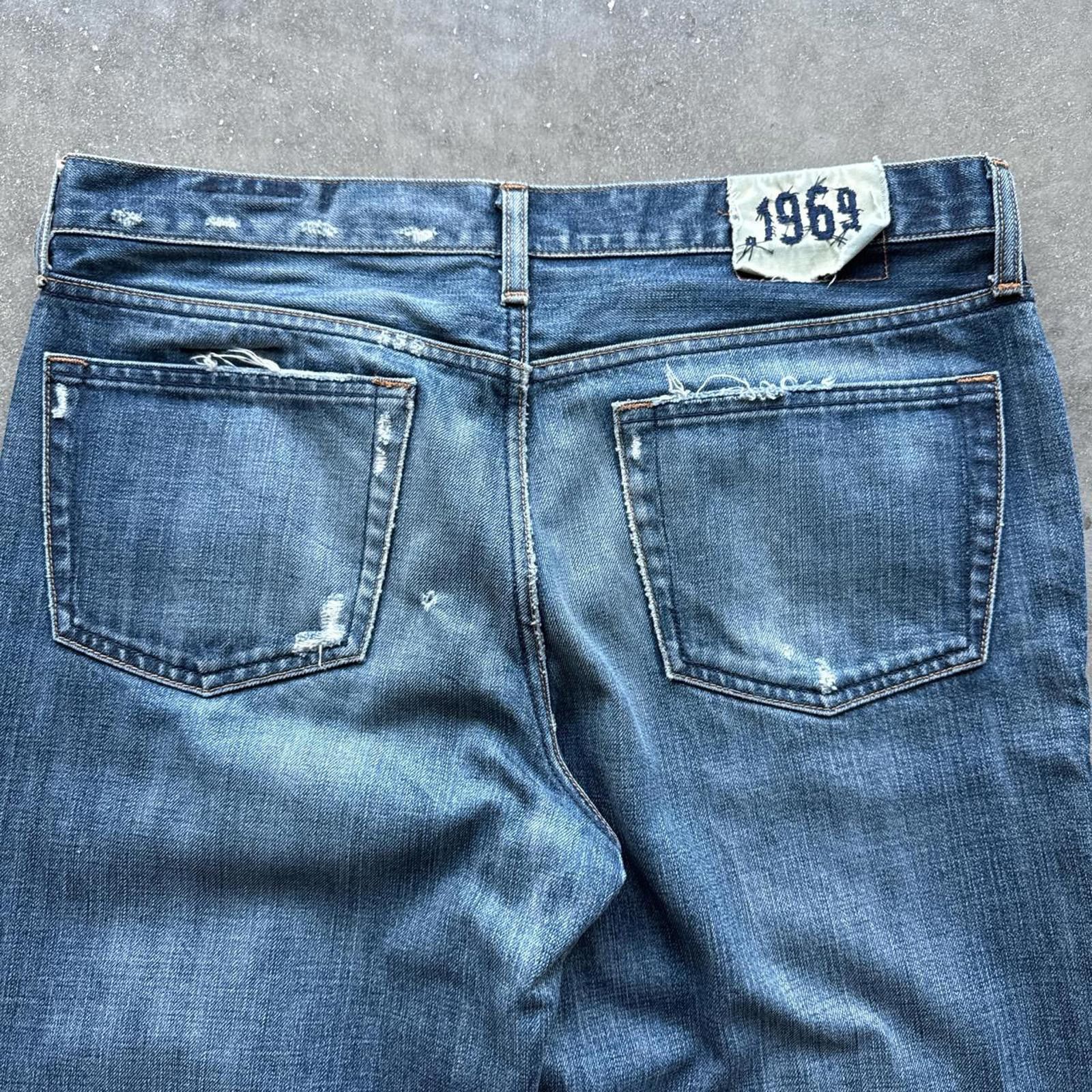 Gap Vintage distressed Gap Jeans 1969 Size US 35 - 4 Thumbnail