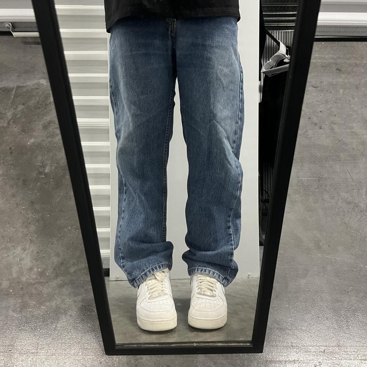 Levi's Vintage Y2K/2000s Levis Grunge Essential Medium Wash Denim Jeans! Size US 34 / EU 50 - 1 Thumbnail