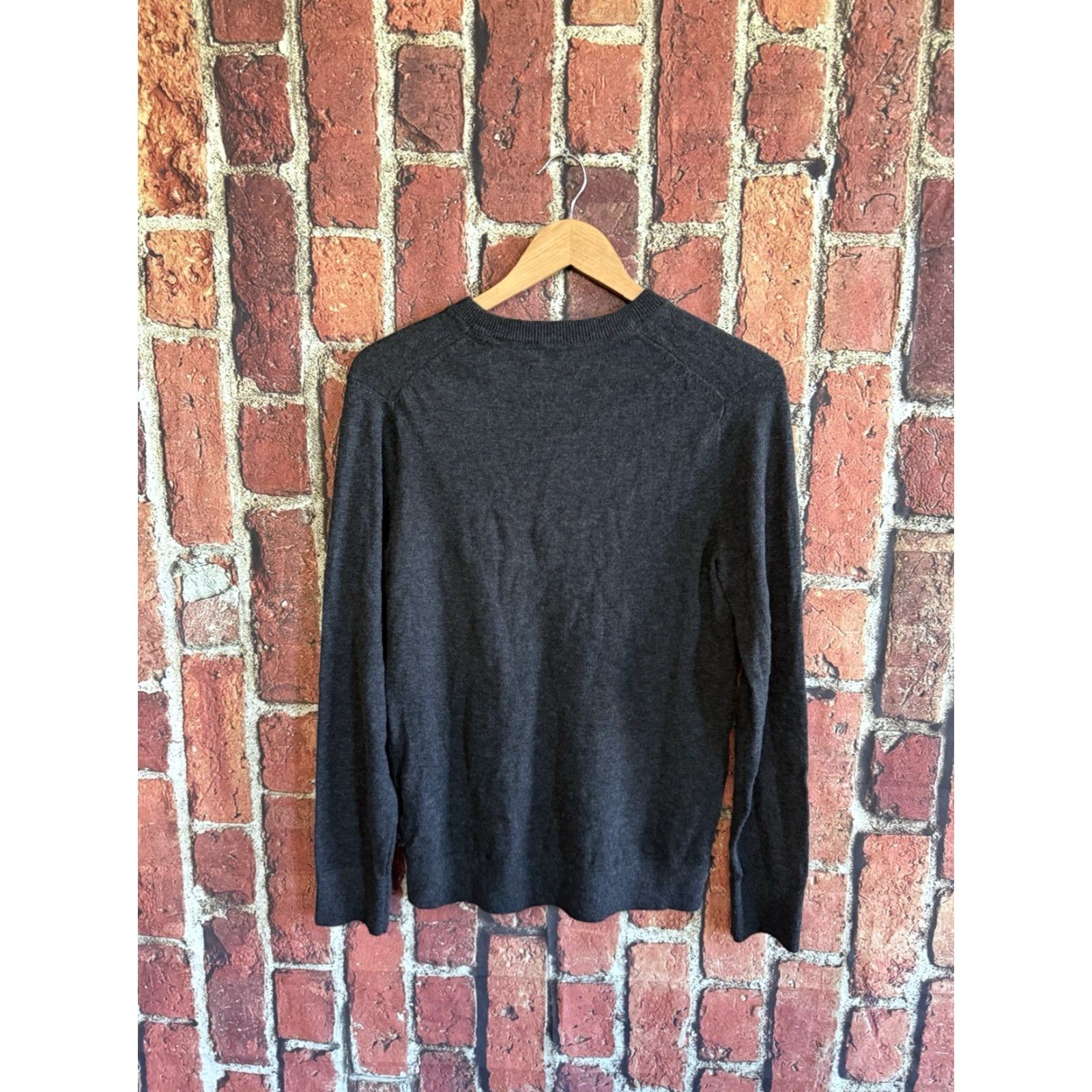 Abercrombie & Fitch Abercrombie & Fitch Womens Gray Long Sleeve Knit Pullover Sweatshirt Size Small Size S / US 4 / IT 40 - 2 Thumbnail
