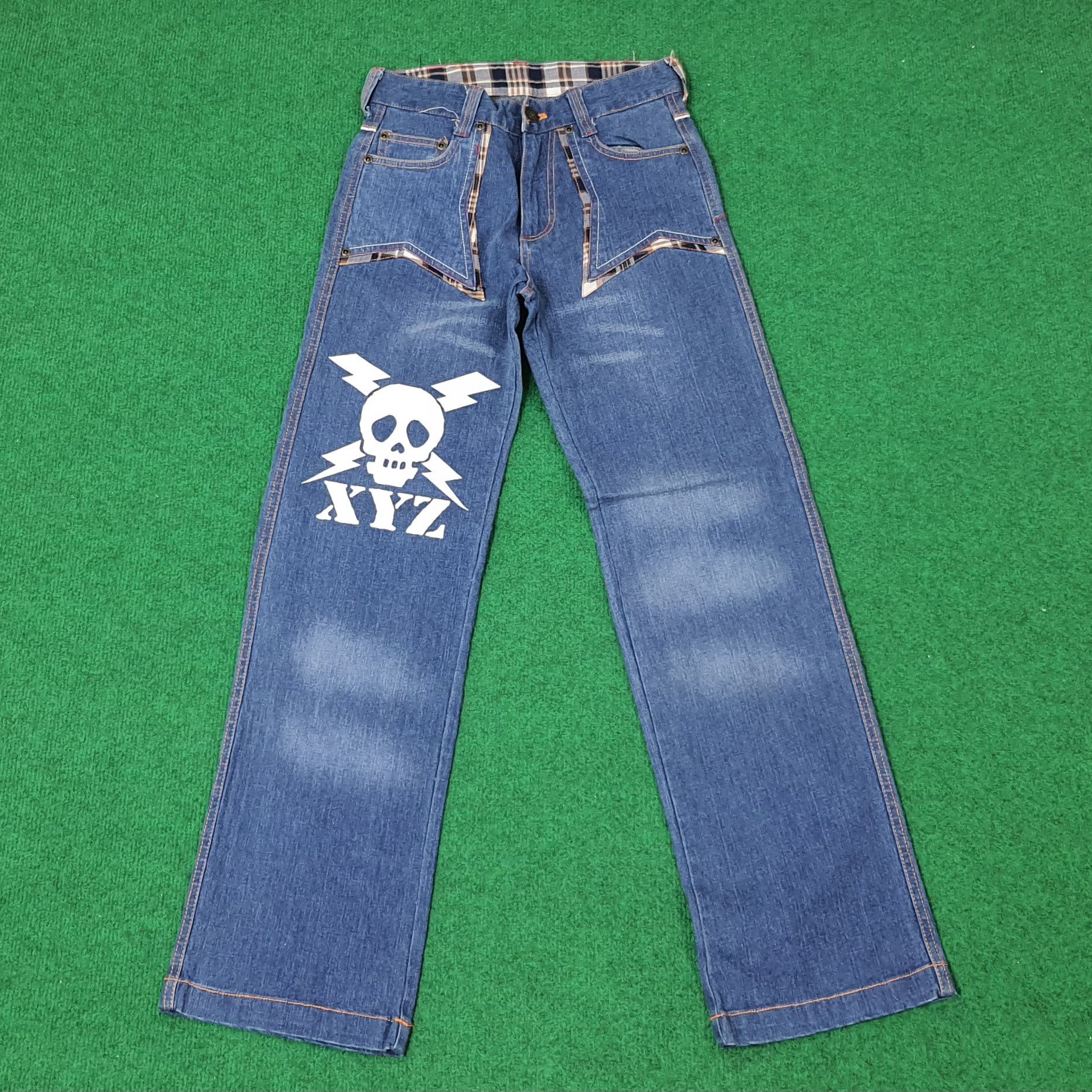 Vintage Vintage XYZ Skull Custom Logo Streetwear Style Jeans Size US 26 / EU 42 - 1 Thumbnail