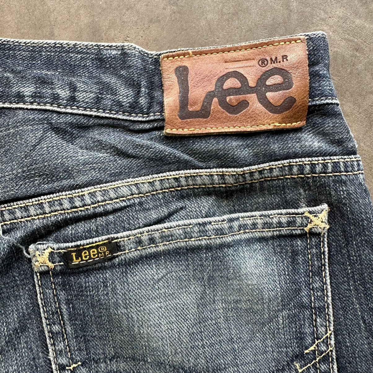 Japanese Brand × Jean × Vintage Vintage Lee Faded Distressed Denim Jean Pant W33 Size US 33 - 12 Thumbnail