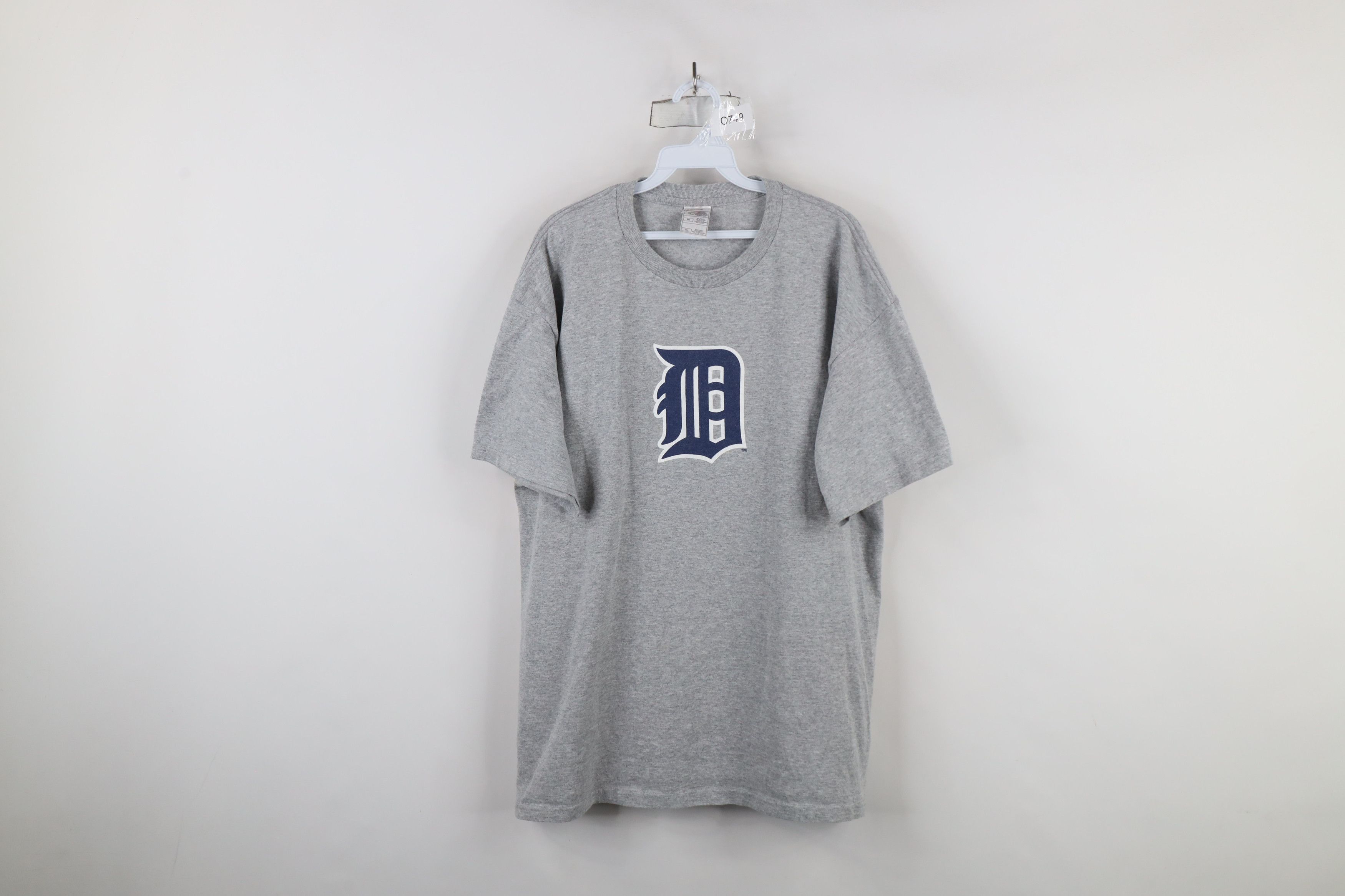 Vintage Vintage Y2K D Detroit Tigers Baseball T-Shirt Heather Gray Size US XL / EU 56 / 4 - 1 Thumbnail