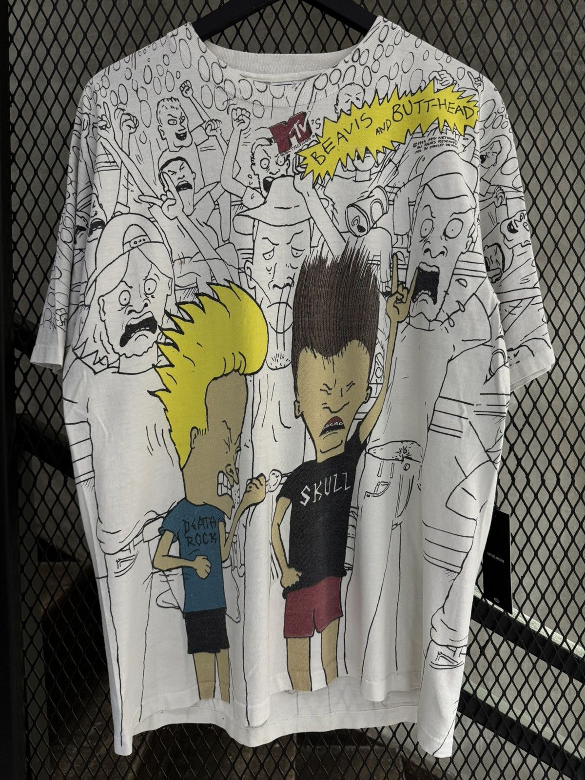 Vintage Vintage 1993 MTV Beavis and Butthead AOP Size US XL / EU 56 / 4 - 1 Thumbnail
