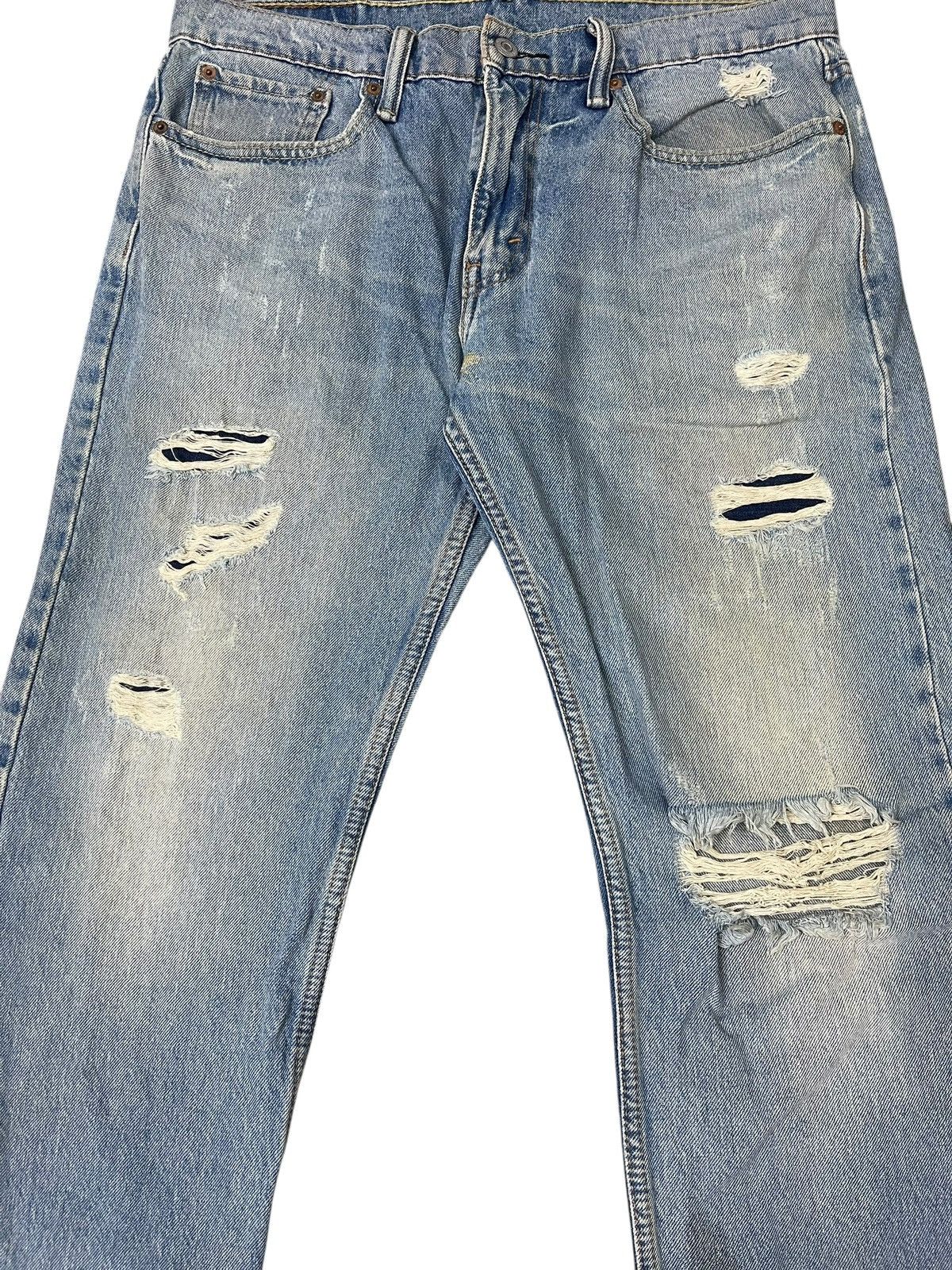 Levi's Vintage Levi’s 502 Distressed Jeans Size US 33 - 2 Thumbnail