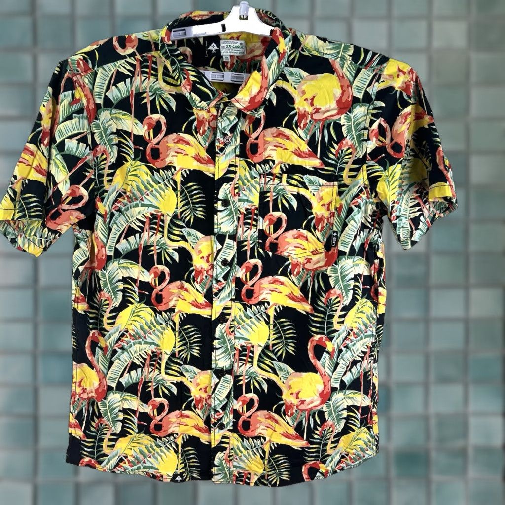 Vintage VINTAGE LRG Hawaiian Casual Shirt Men 2XL Short Sleeve Flamingo Animal Print Cotton Blue Size US XXL / EU 58 / 5 - 1 Thumbnail