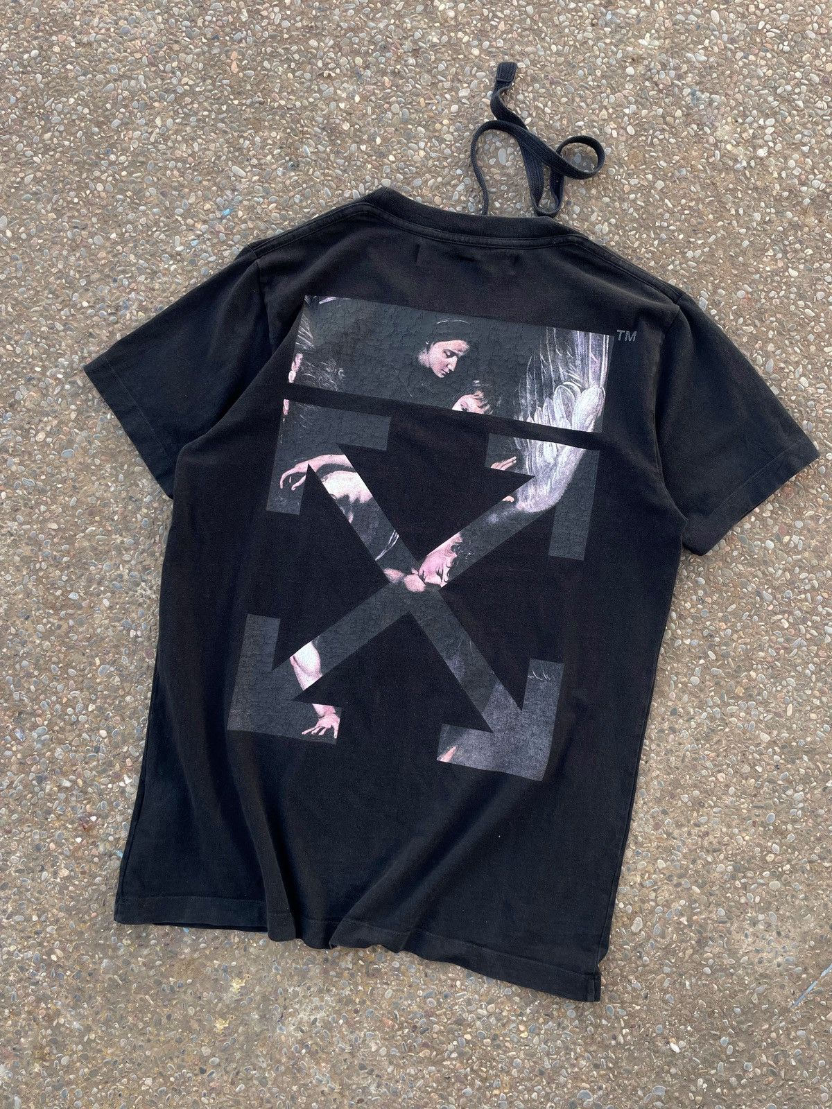 Off-White Off White Caravaggio Arrow Perfect Fade Cracked Tee Size US L / EU 52-54 / 3 - 1 Thumbnail