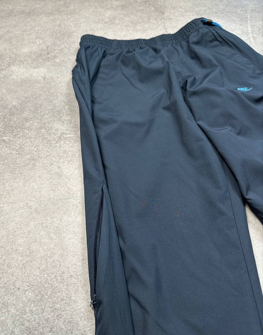 Nike Vintage Nike Nylon Track Pants, Size L Size US 34 / EU 50 - 3 Thumbnail
