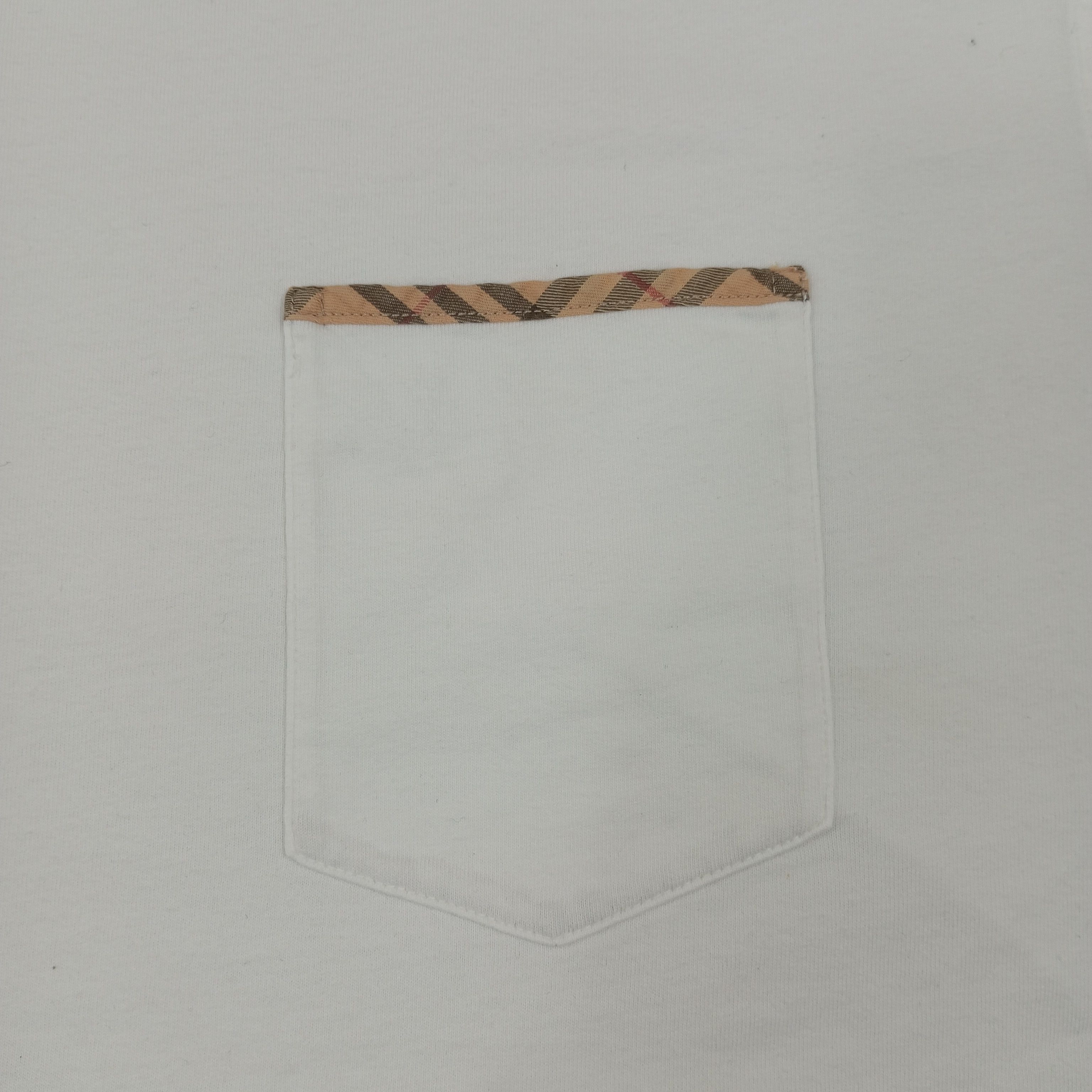 Burberry × Vintage Burberry London Fashion Brand Pocket Design Tshirt Size US M / EU 48-50 / 2 - 2 Thumbnail