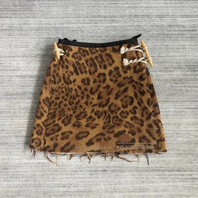 Needles Needles size 2 Leopard Skirt Skirt A-Line Skirt Size S / US 4 / IT 40 - 1 Thumbnail