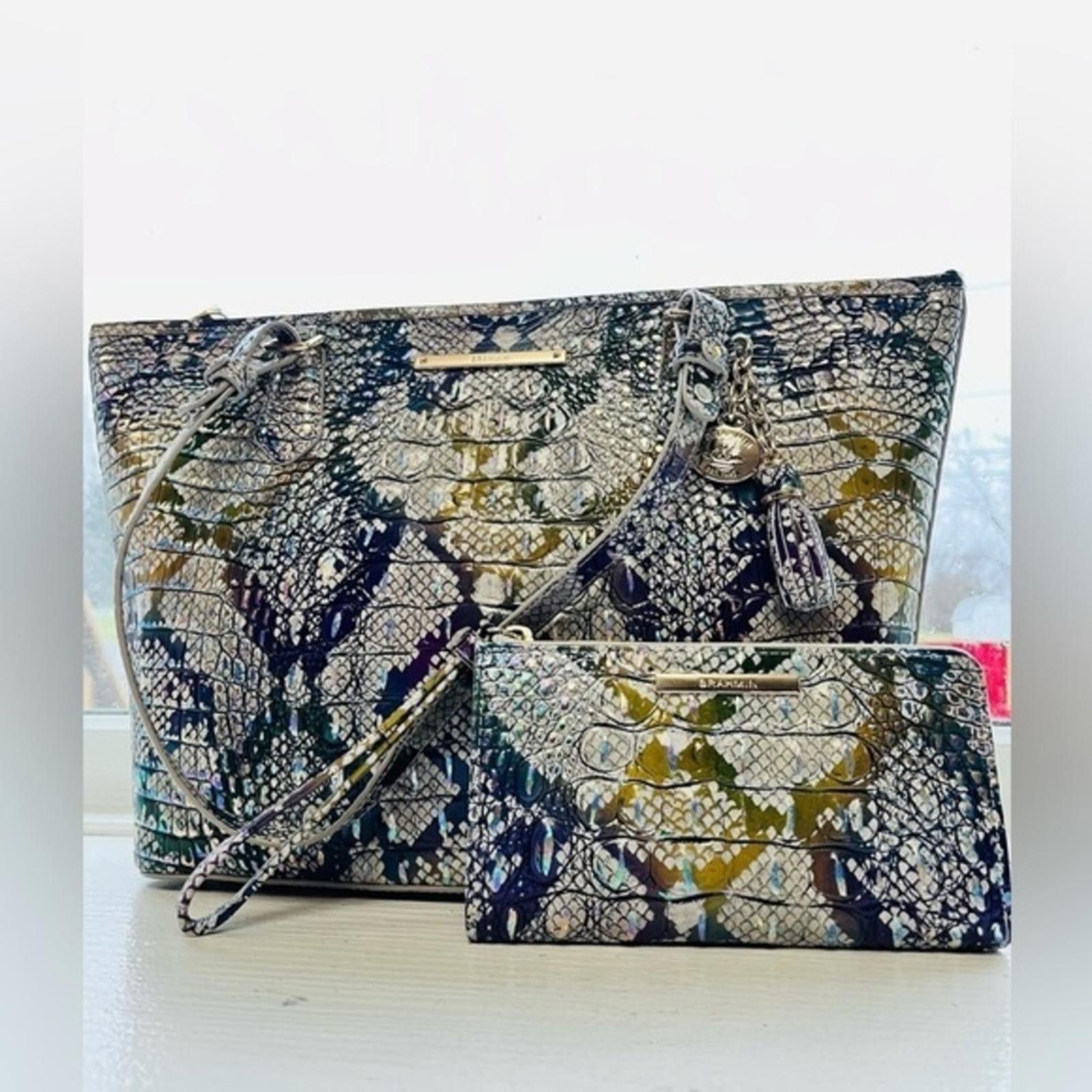BRAHMIN Brahmin Asher Spellbound Melbourne With Marching Wallet Size ONE SIZE - 1 Thumbnail