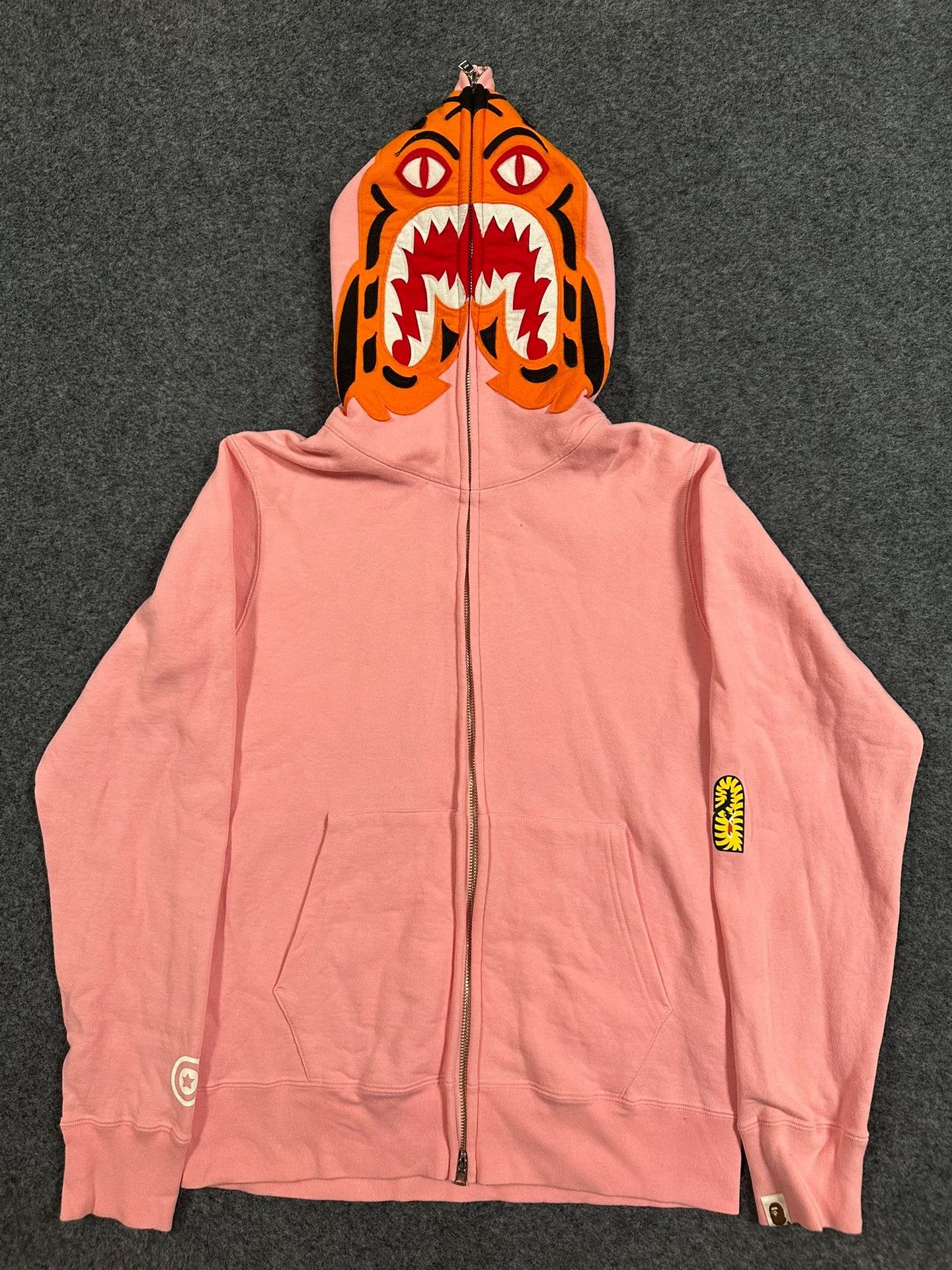 Bape Bape Multi Shark Sweatshirt Pullover Size US M / EU 48-50 / 2 - 1 Thumbnail
