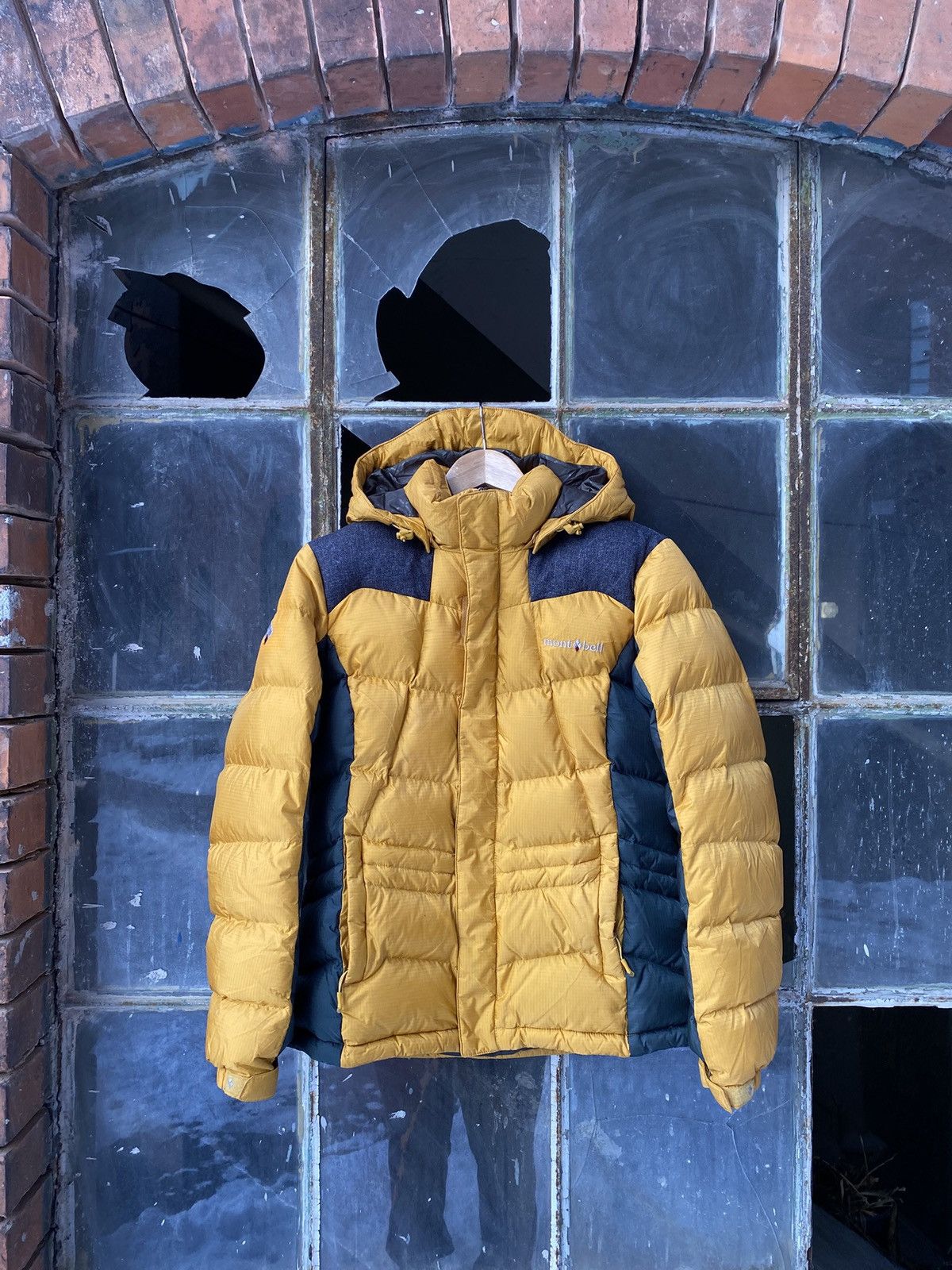 Montbell Puffer Montbell Jacket ex Size M / US 6-8 / IT 42-44 - 1 Thumbnail