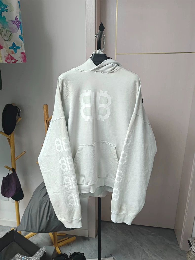 Balenciaga Balenciaga 23 FW Mud-Dyed Bitcoin-Made Old Wreck Hoodie 250 Size US L / EU 52-54 / 3 - 1 Thumbnail